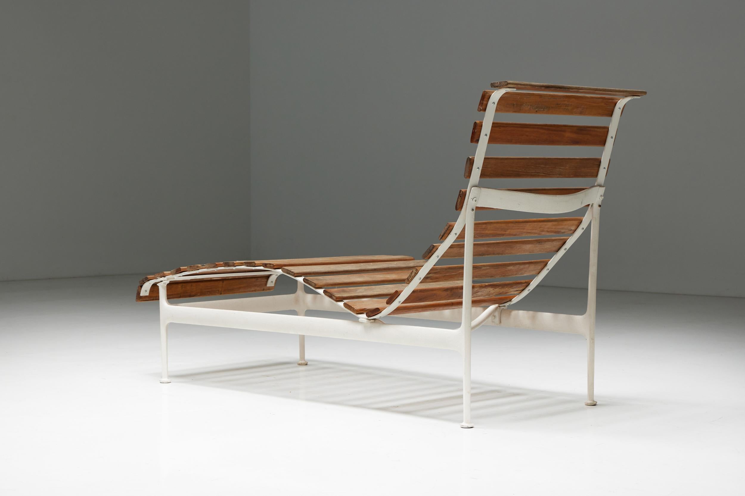 Mid-20th Century Chaise Longue by Richard Schultz for Knoll International, United States, 1960s For Sale
