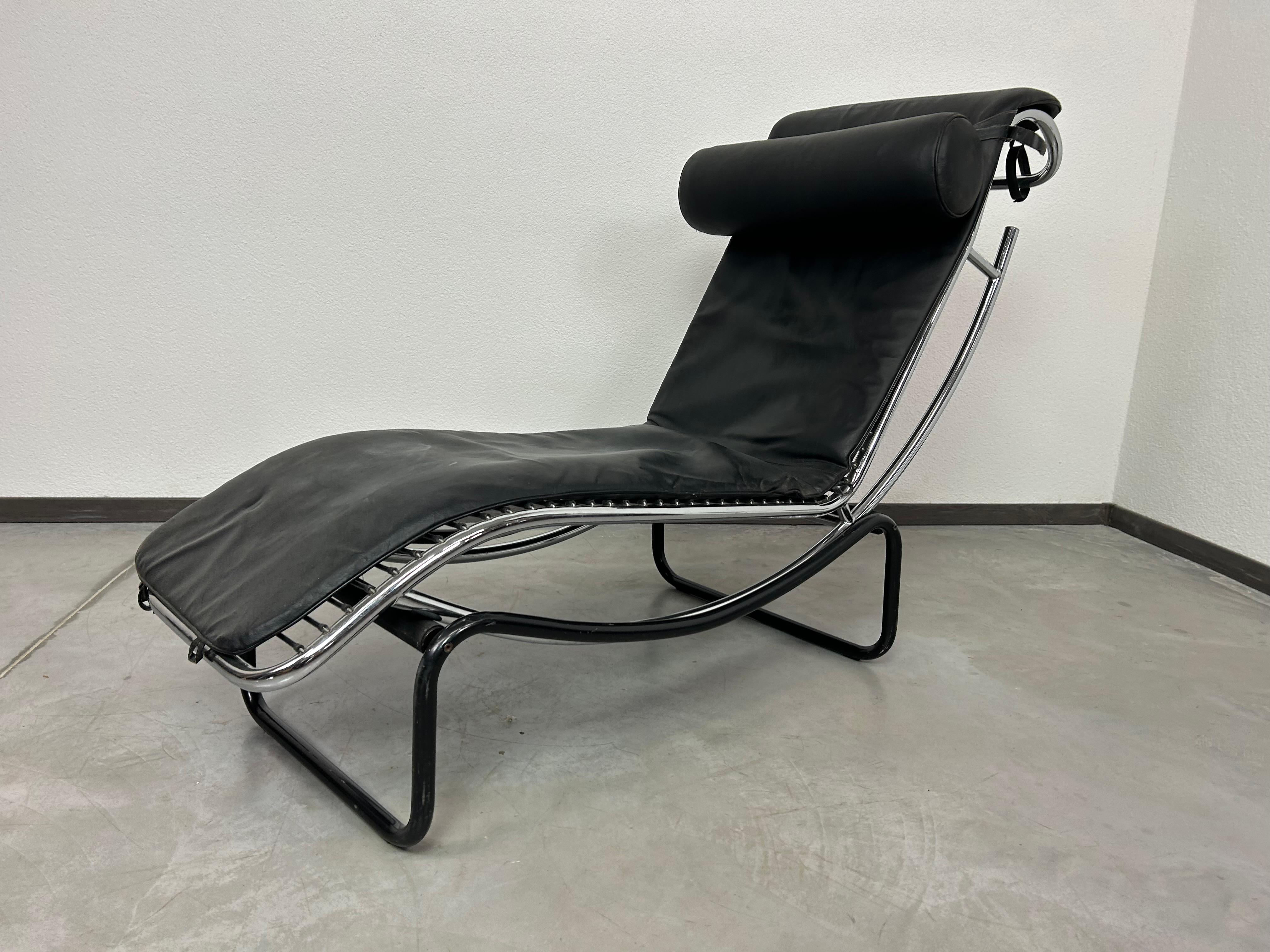 Chaiselongue-Stuhl Amaca, inspiriert von Le Corbusiers LC4 (Bauhaus) im Angebot
