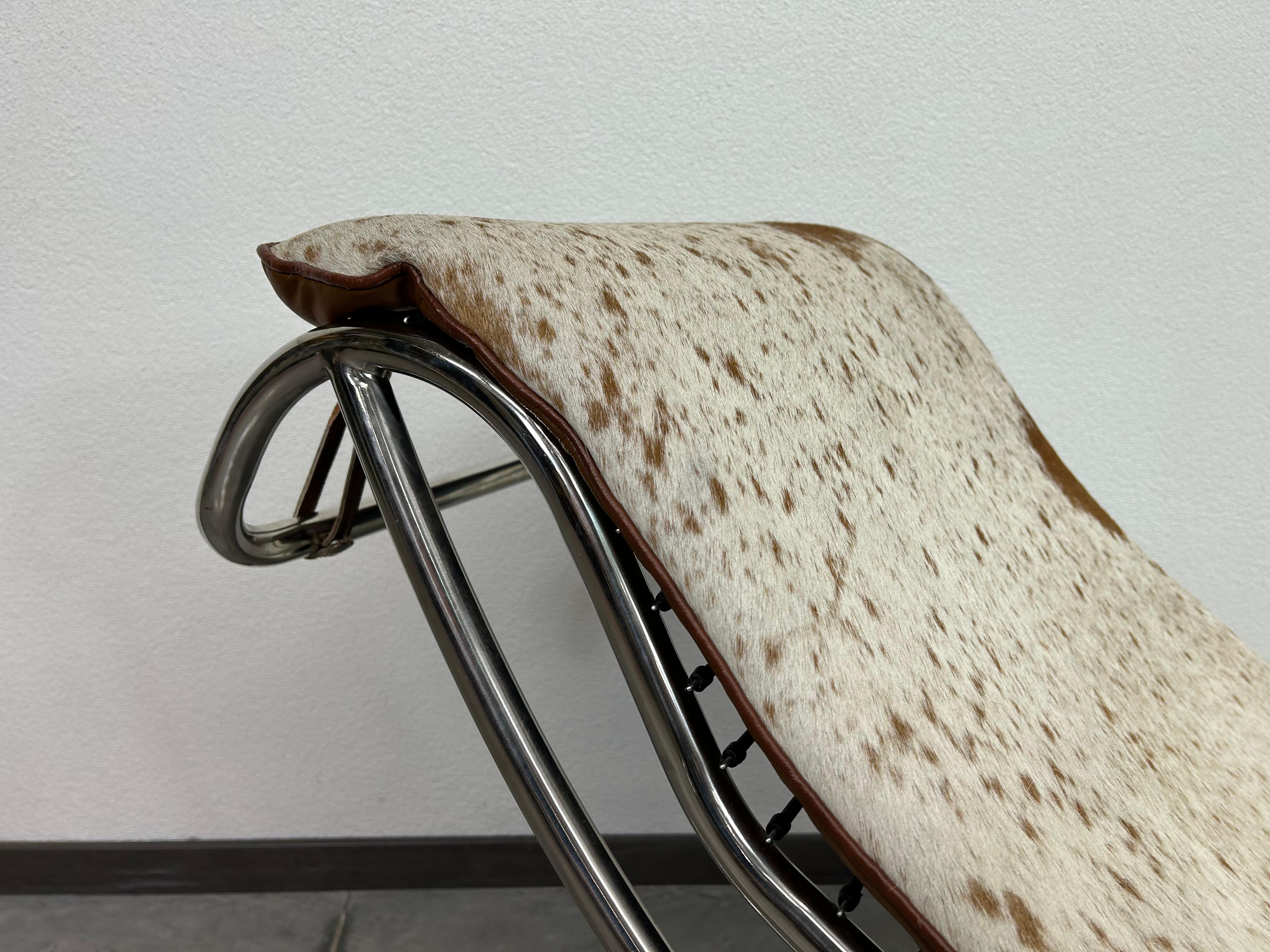 Bauhaus Chaise longue chair LC4 by Le Corbusier