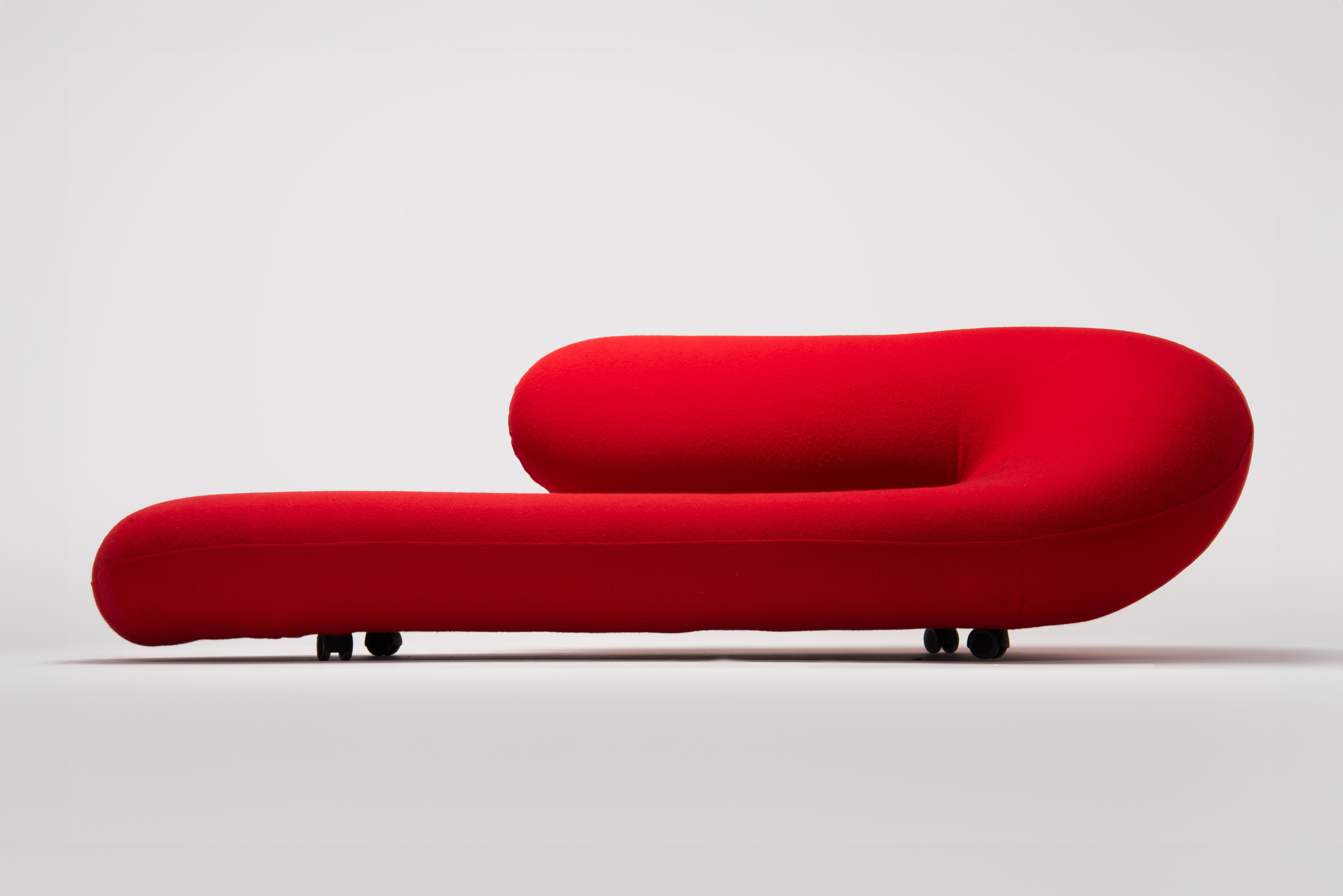 Dutch Chaise Longue 'Cleopatra' - Geoffrey Harcourt For Sale