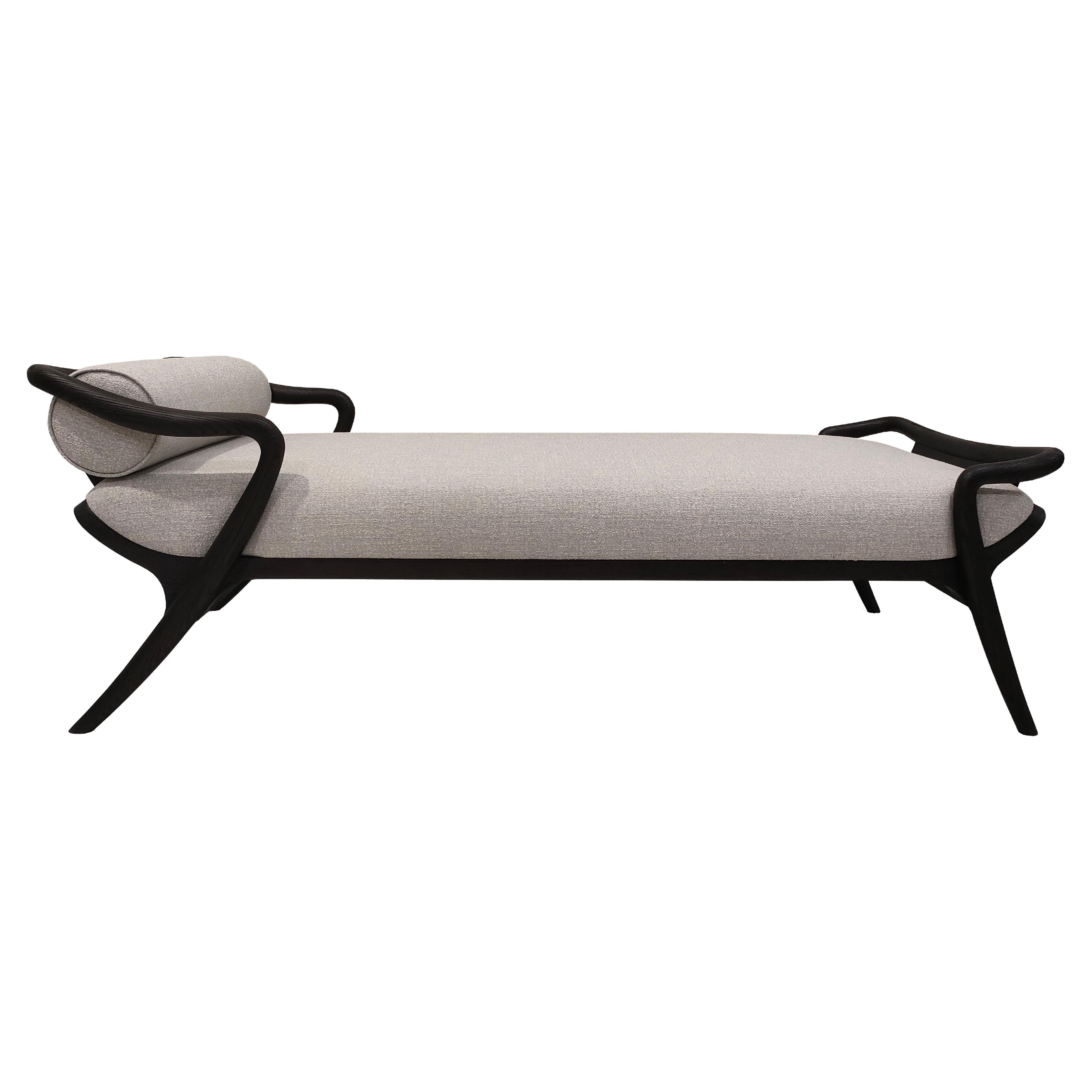 MCR Chaise Longue By André Fu Living