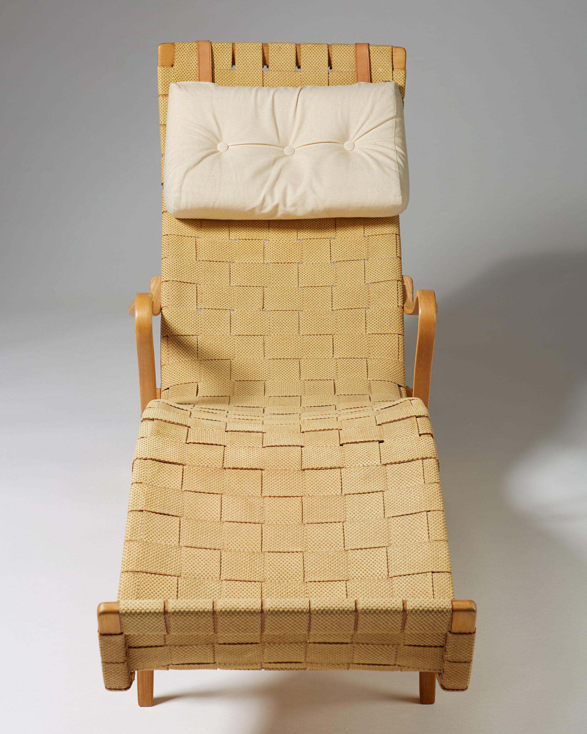 Mid-20th Century Chaise Longue Designed by Bruno Mathsson for Karl Mathsson, Sweden, 1940s