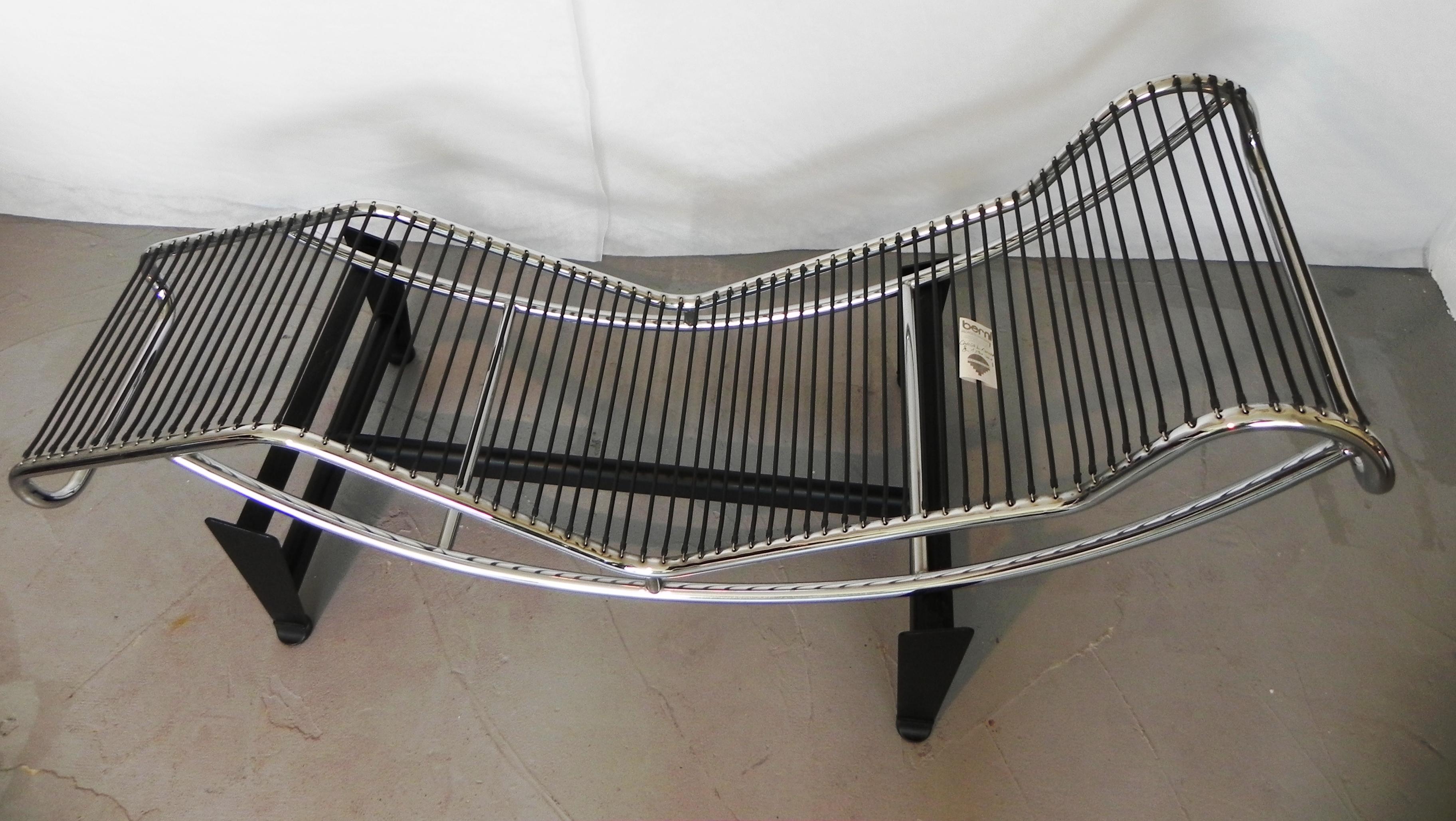 chaise longue di ispirazione Bauhaus, anni 80 For Sale 7