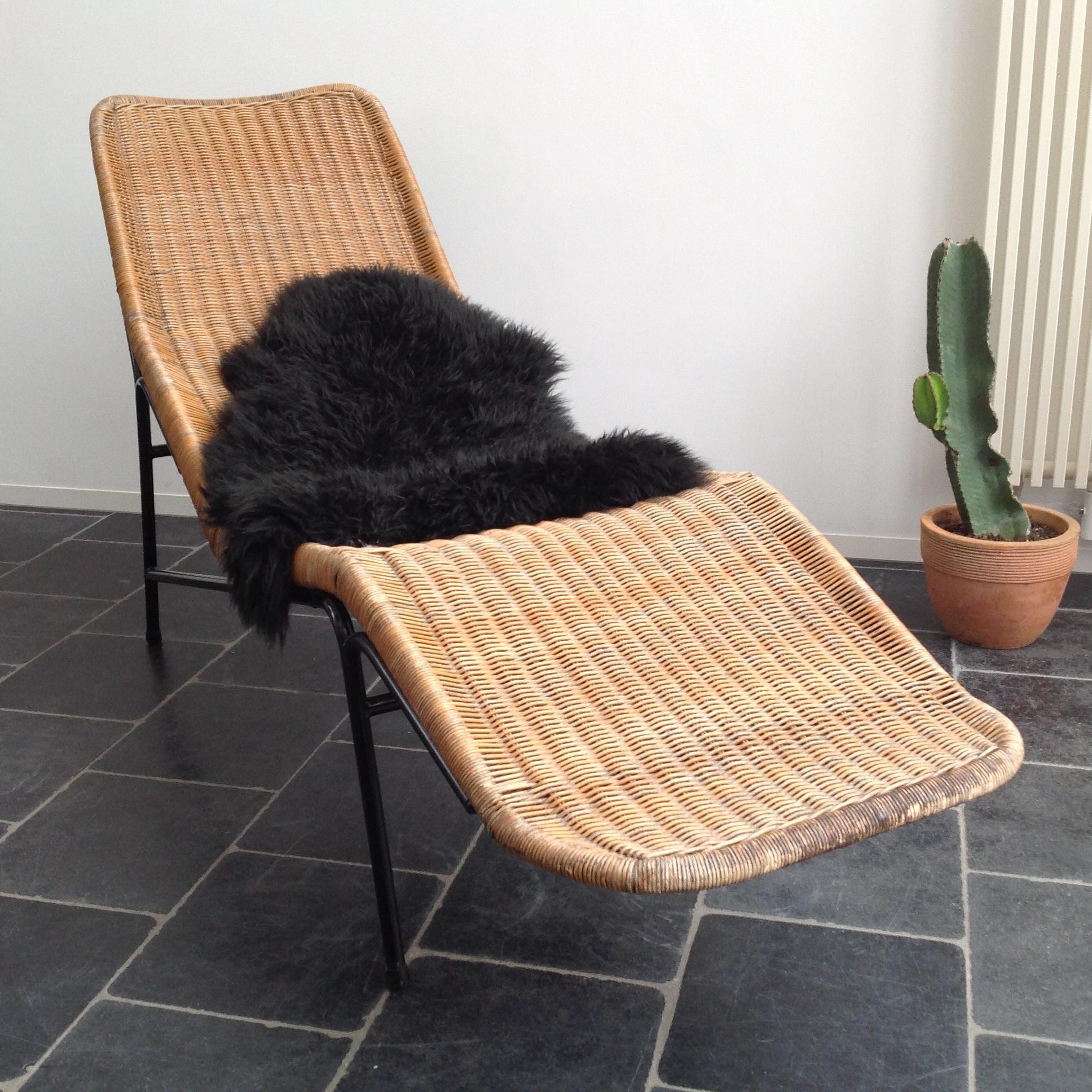 Post-Modern Chaise Longue in Cane, Wicker, Design by Dirk Van Sliedrecht for Rohé, 1960s For Sale