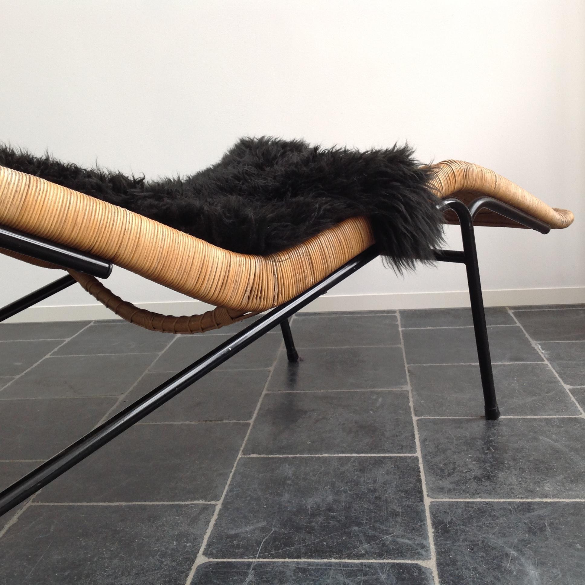 Chaise Longue in Cane, Wicker, Design by Dirk Van Sliedrecht for Rohé, 1960s In Good Condition For Sale In Antwerpen, BE