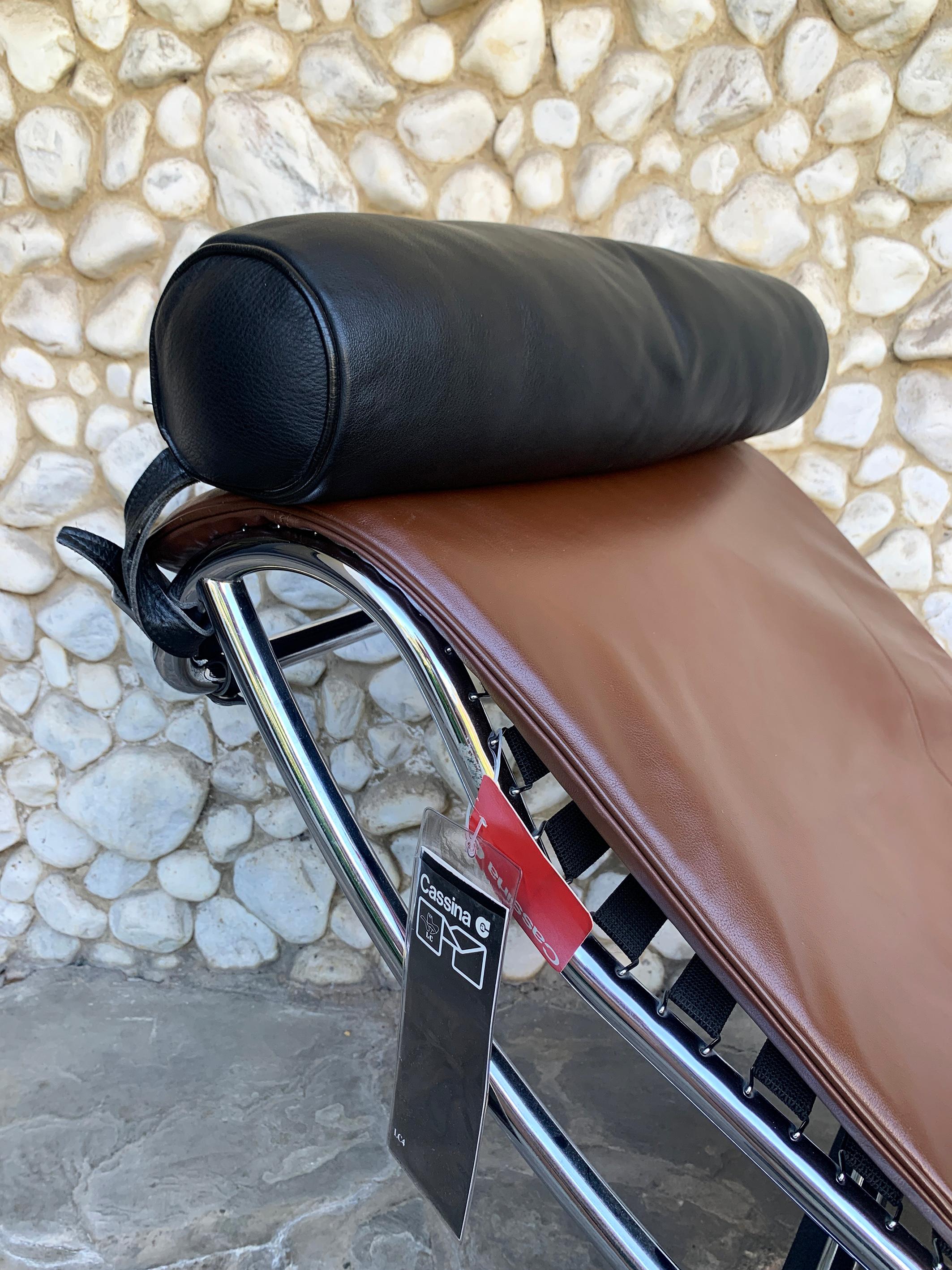 Chaise Longue LC4 in pelle marrone Le Corbusier Perriand Cassina Cert. of Auth. in vendita 9