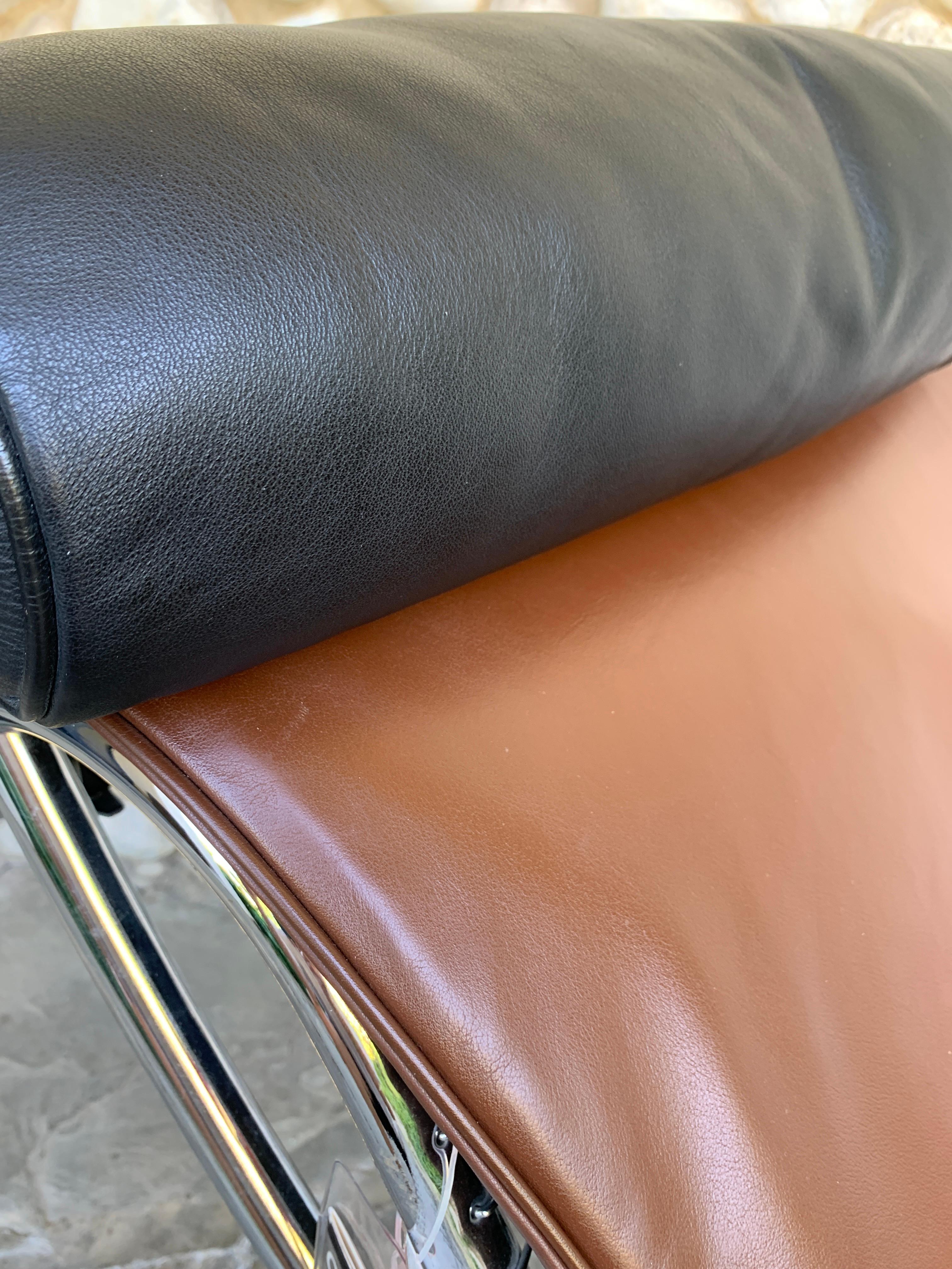 Chaise Longue LC4 in pelle marrone Le Corbusier Perriand Cassina Cert. of Auth. in vendita 12