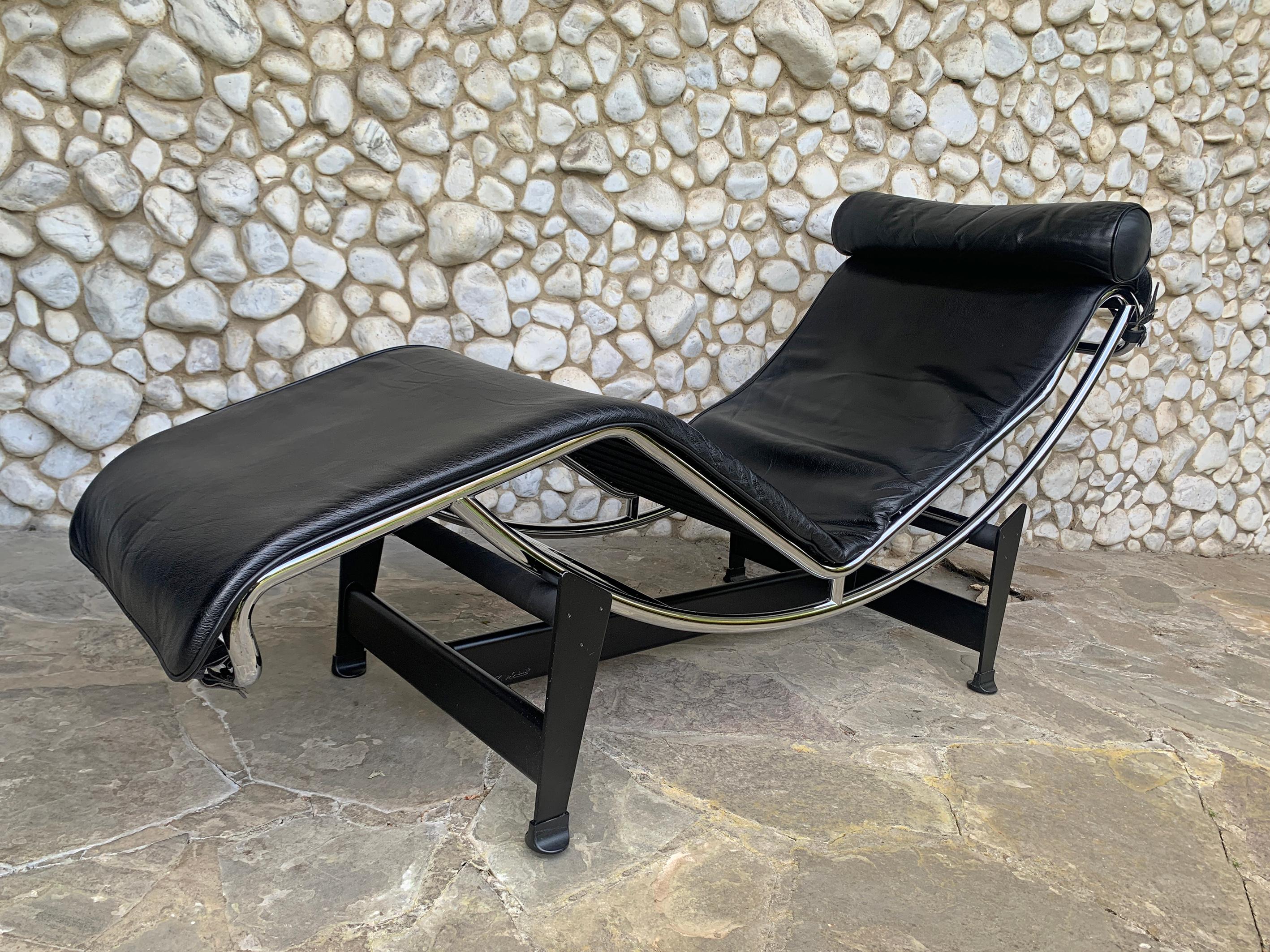 Italian Chaise Longue LC4 Le Corbusier Jeanneret Perriand Cassina Cert. of Authenticity