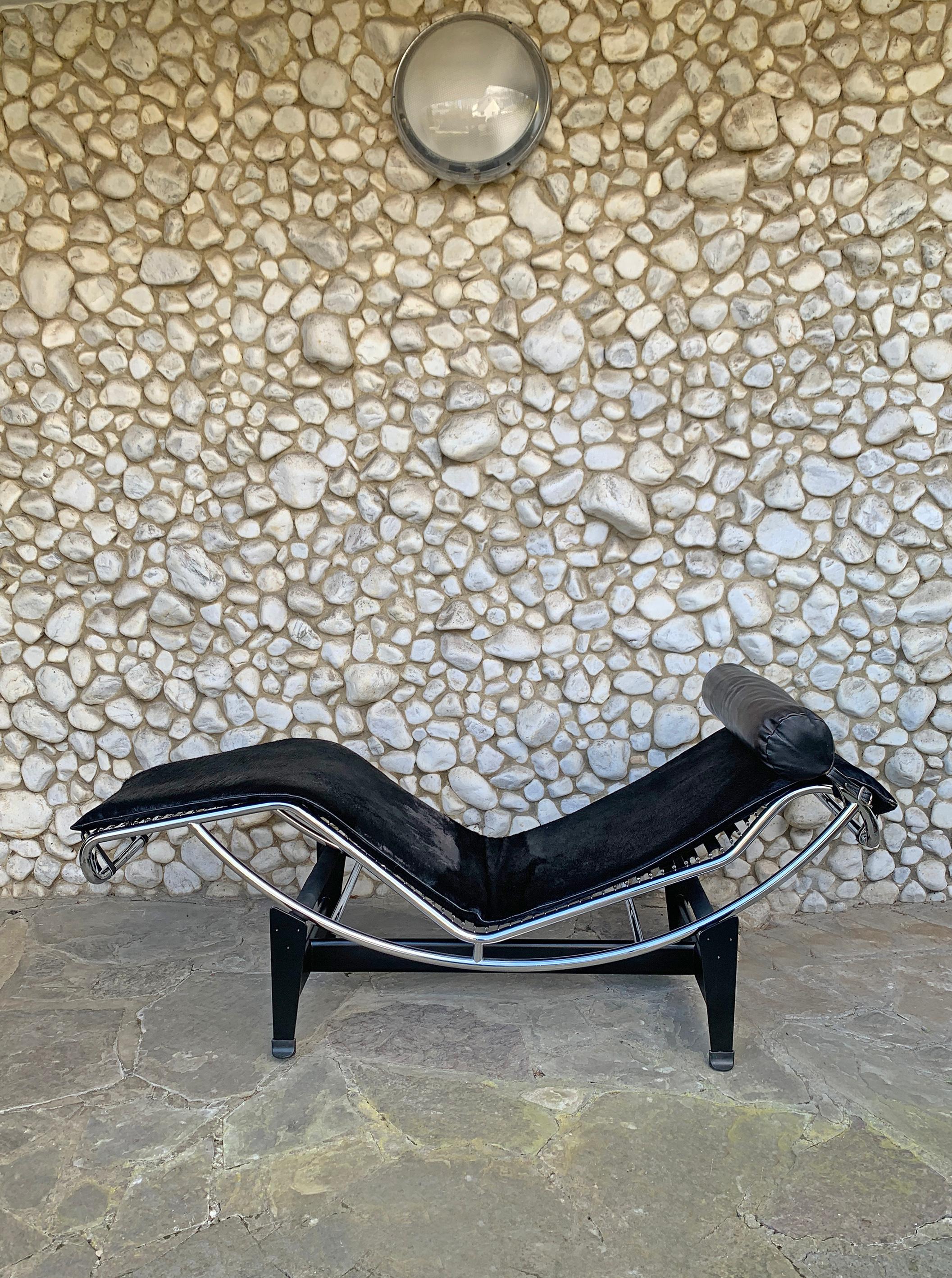 Italian Chaise Longue LC4 Nr 1153 by Le Corbusier, Jeanneret & Perriand, Cassina, 1960