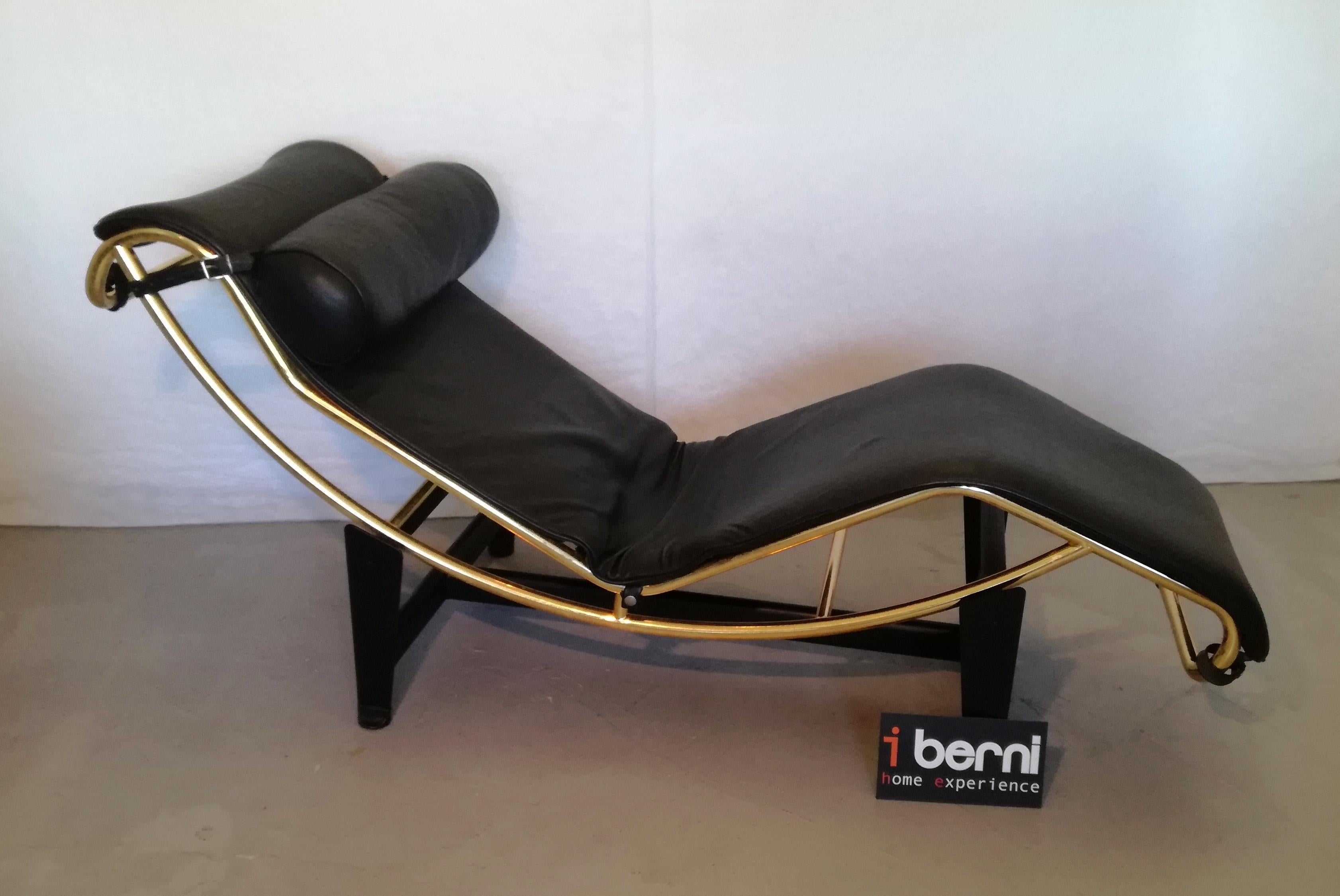 Chaise Longue, limited edition - Gold For Sale 10