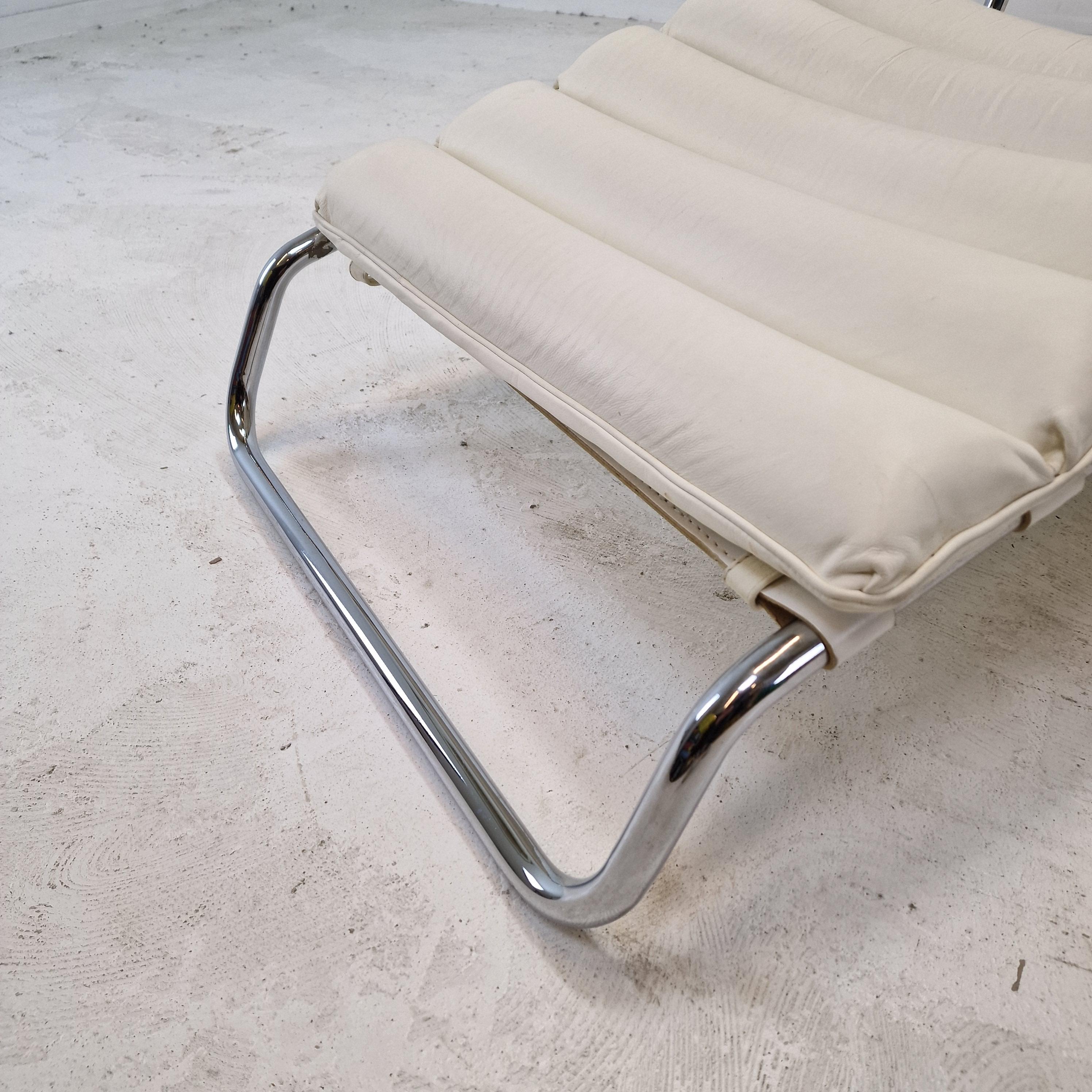 Chaise longue modèle 242 de Mies van der Rohe pour Knoll International, années 1980 2