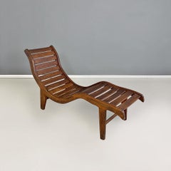 Chaise longue ou sdraio italiana di metà secolo in legno massello di teak 1960 ca