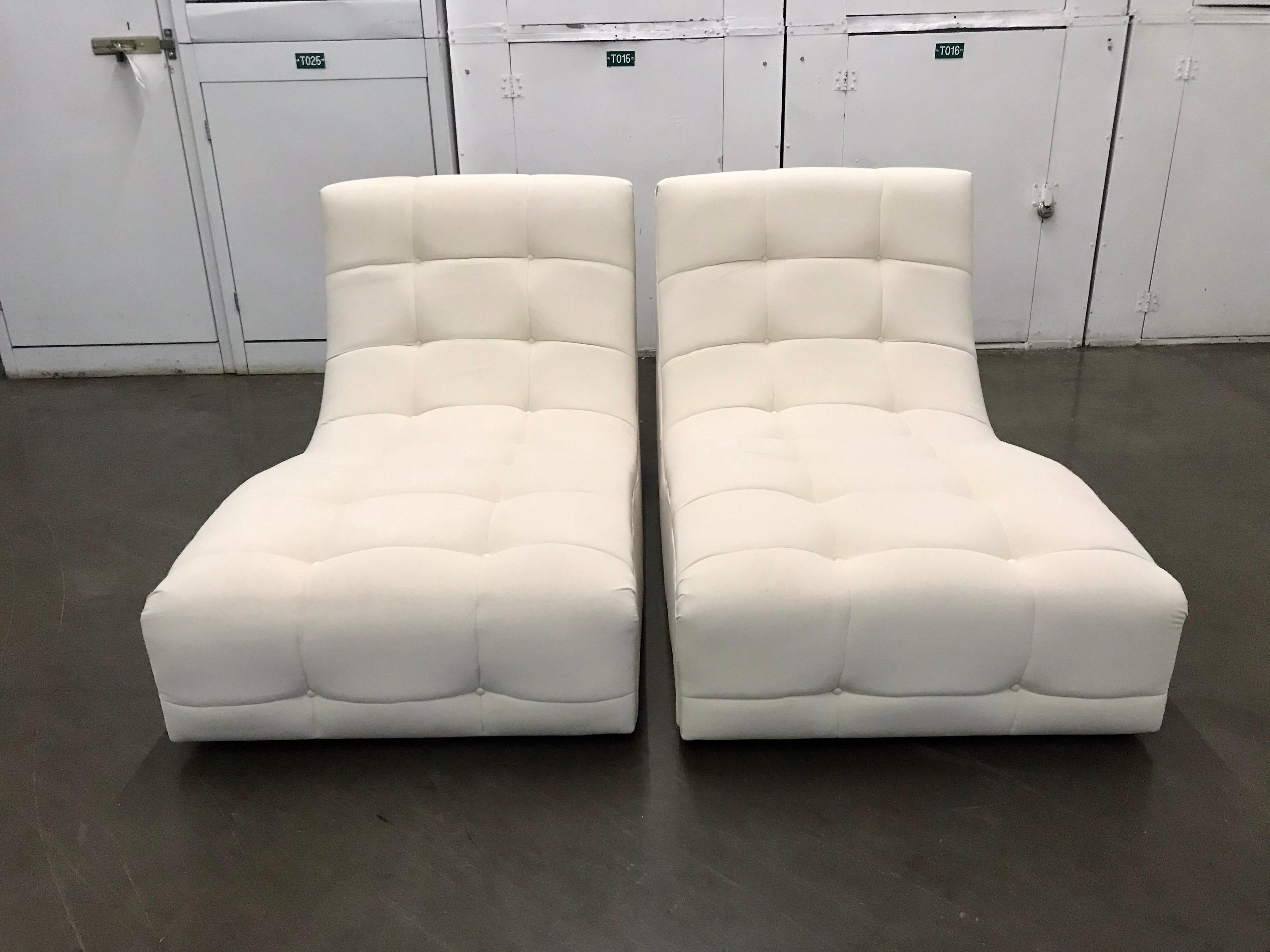 Mid-Century Modern Pair of Chaise Longues 1970's