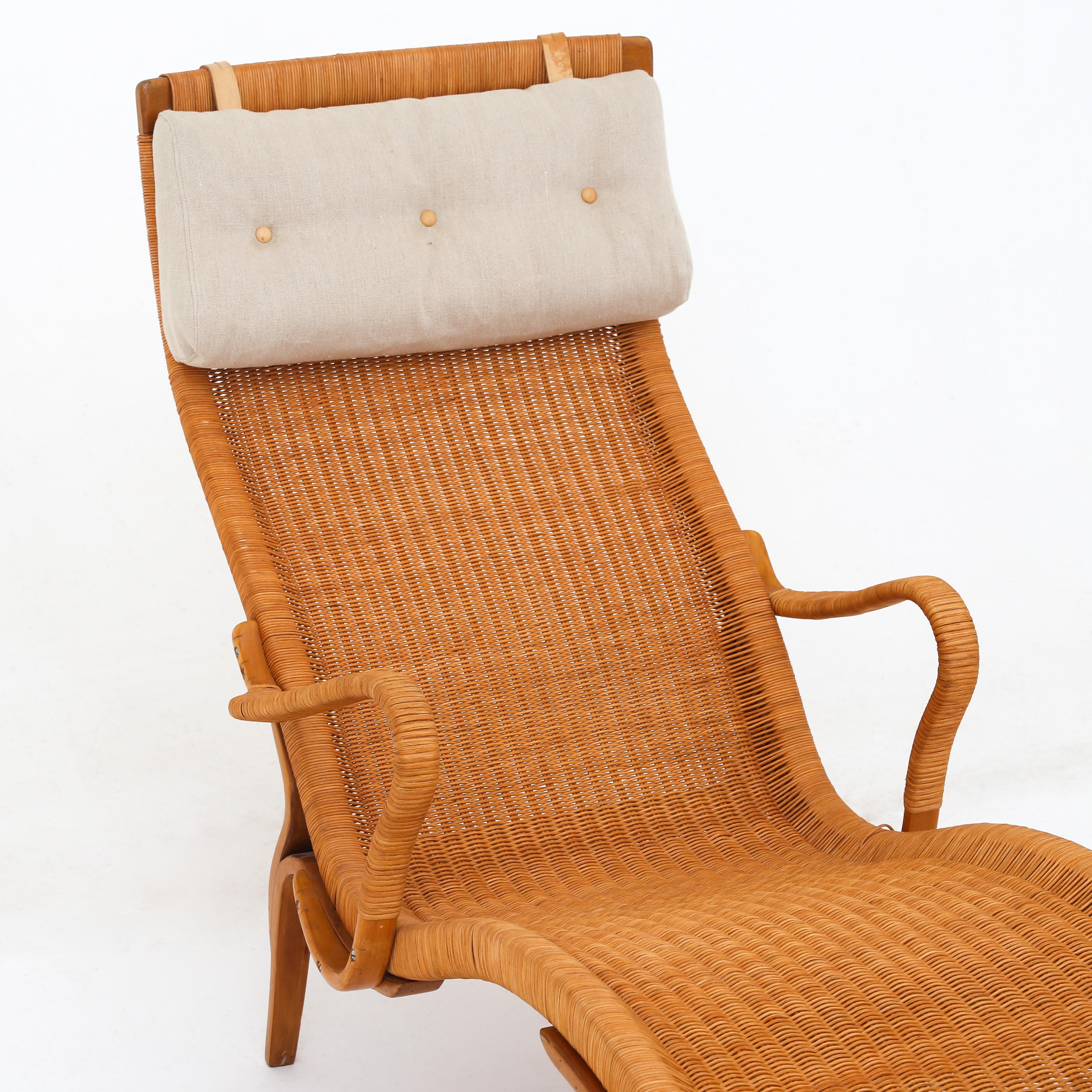 Danish Chaise Longues by Bruno Mathsson