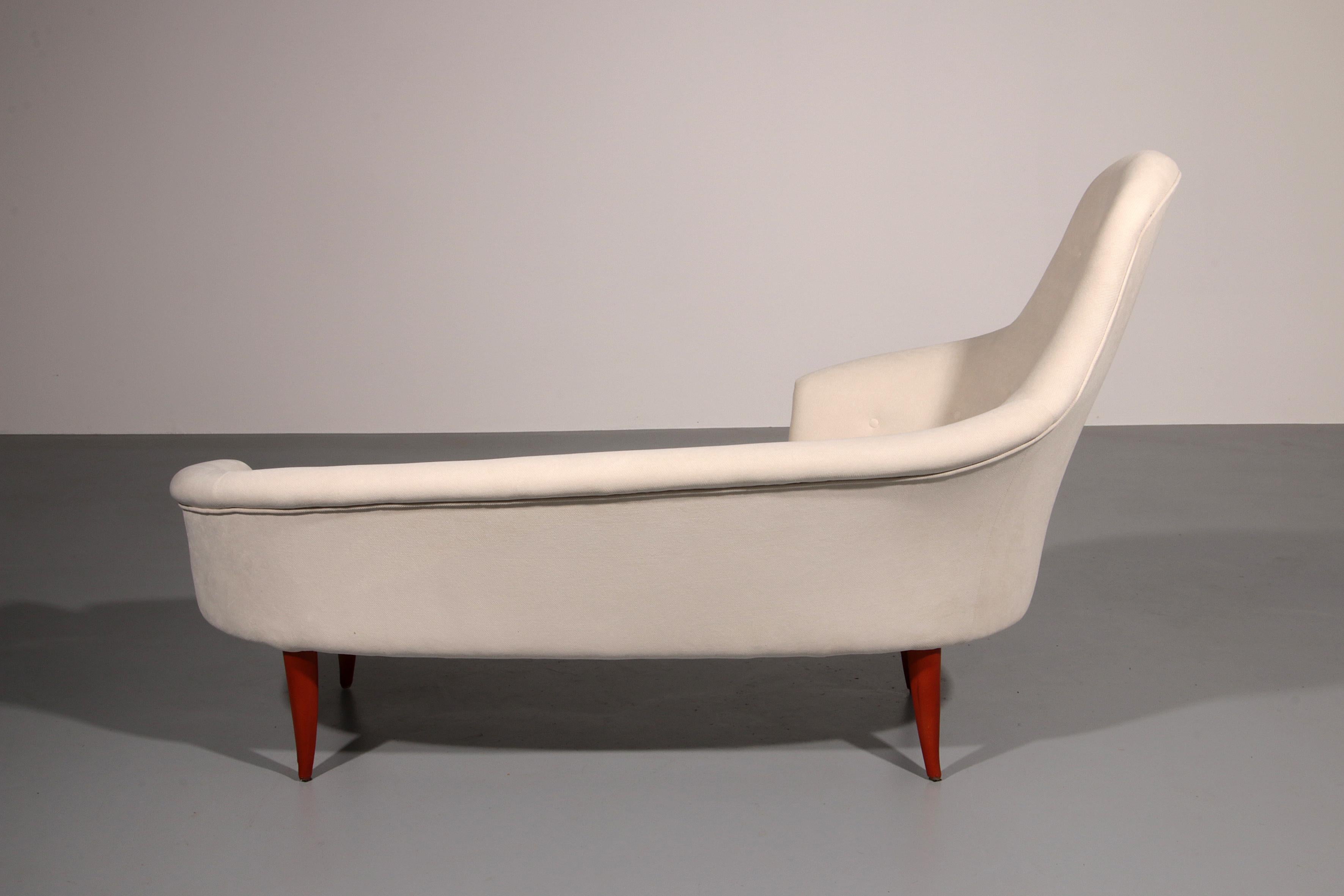 Metà XX secolo Chaise Lounge di Kerstin Hörlin-Holmquist per Nordiska Kompaniet, anni '50 in vendita