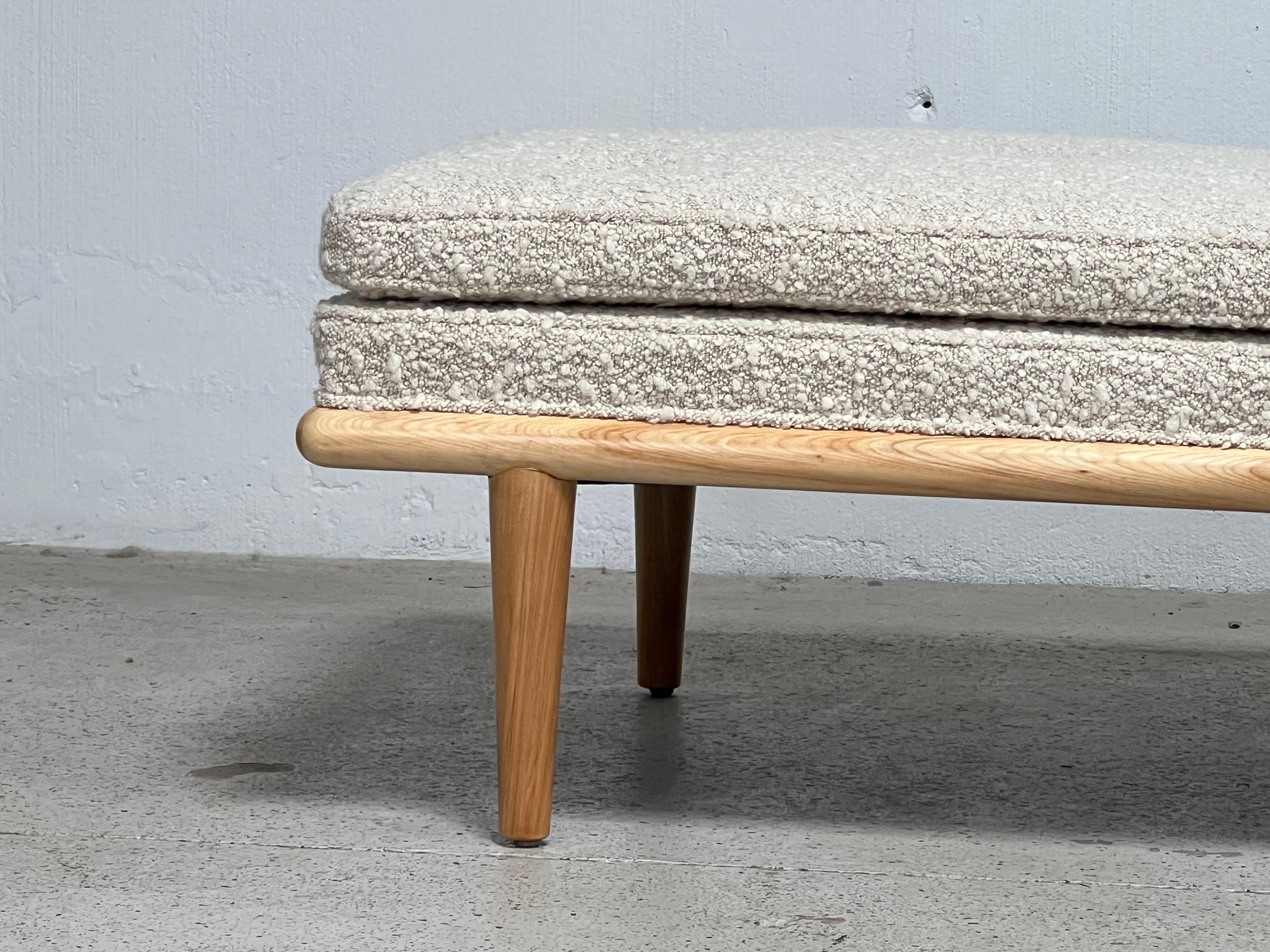 Chaise Lounge by T.H. Robsjohn-Gibbings for Widdicomb For Sale 7