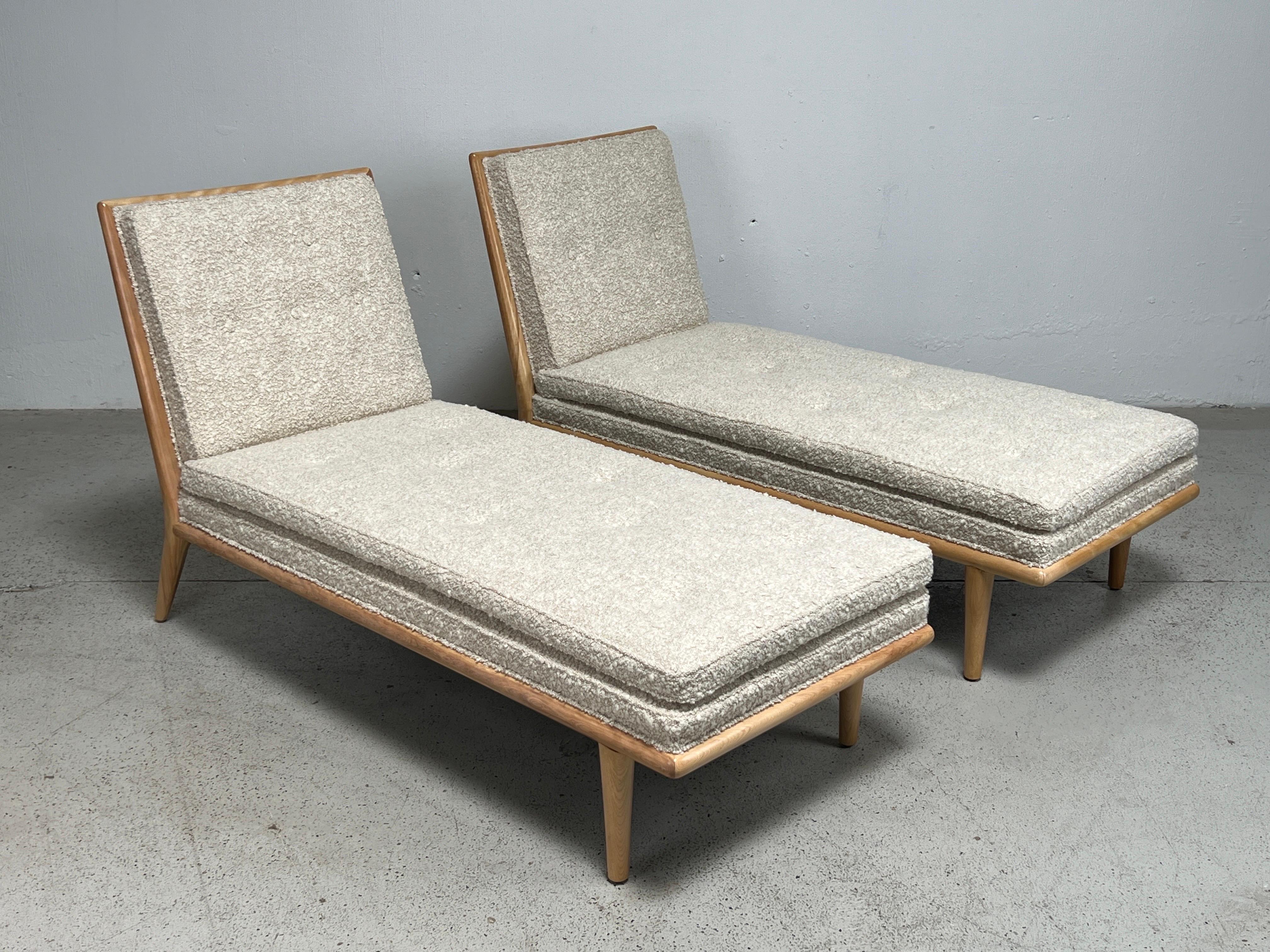Chaise Lounge by T.H. Robsjohn-Gibbings for Widdicomb For Sale 15