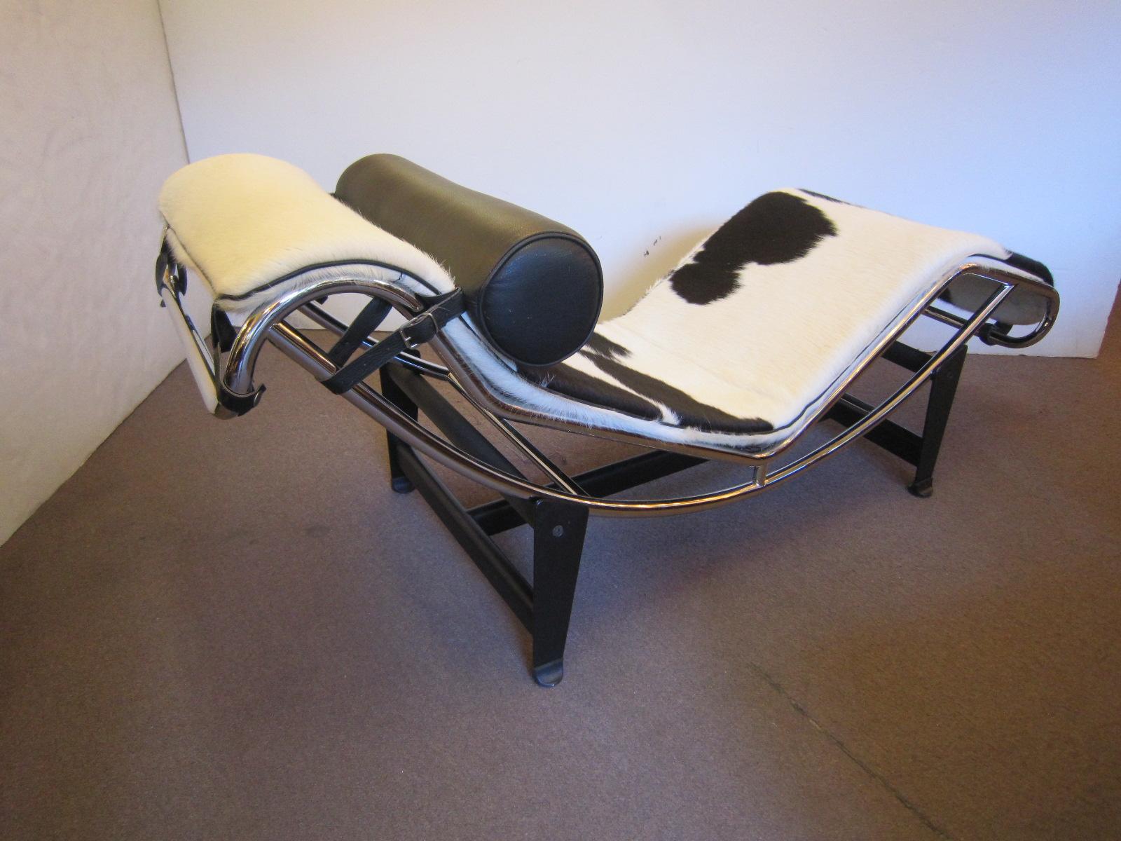 Chaise Lounge Chair Black & White Cowhide with Black Leather Pillow Le Corbusier 8