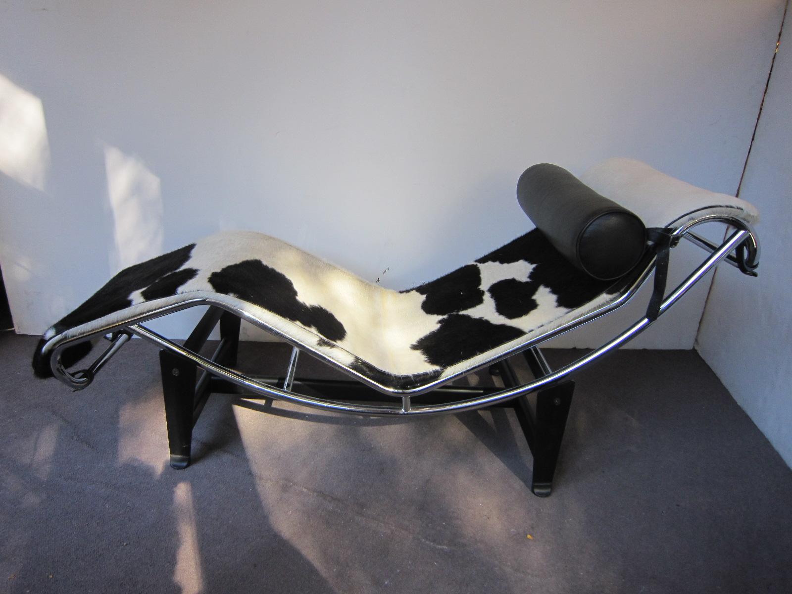 Chaise Lounge Chair Black & White Cowhide with Black Leather Pillow Le Corbusier 3