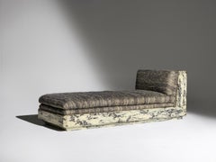 Chaise Lounge