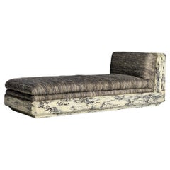 Chaise Lounge