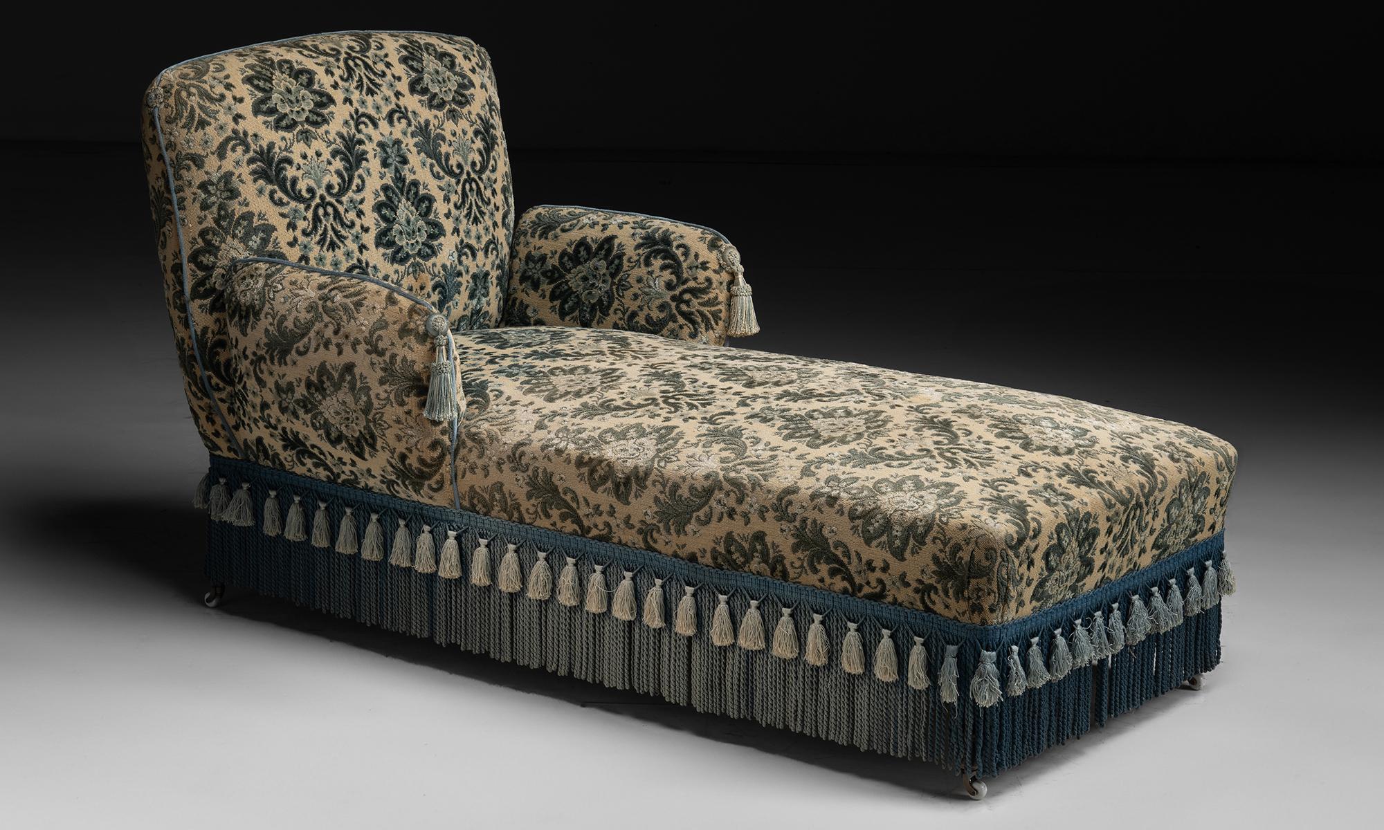 Chaise Lounge in Jacquard Fabric

France Circa 1910

In Original Blue / Ivory Jacquard with fringed tassels.

32”w x 59”d x 33”h x 16”seat
