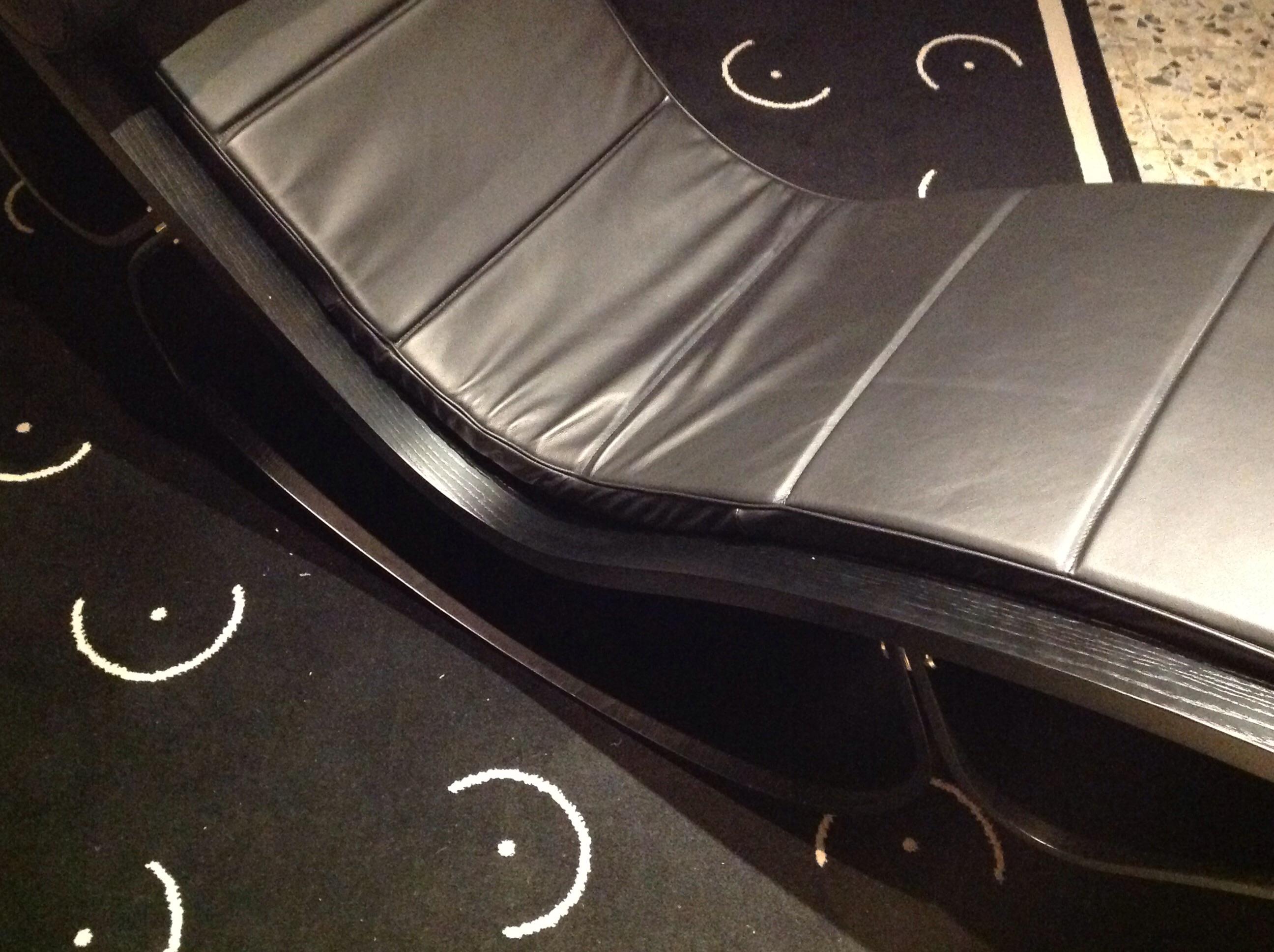Chaiselongue-Modell Rio von Oscar Niemeyer  für Fasem, Italien (Leder) im Angebot