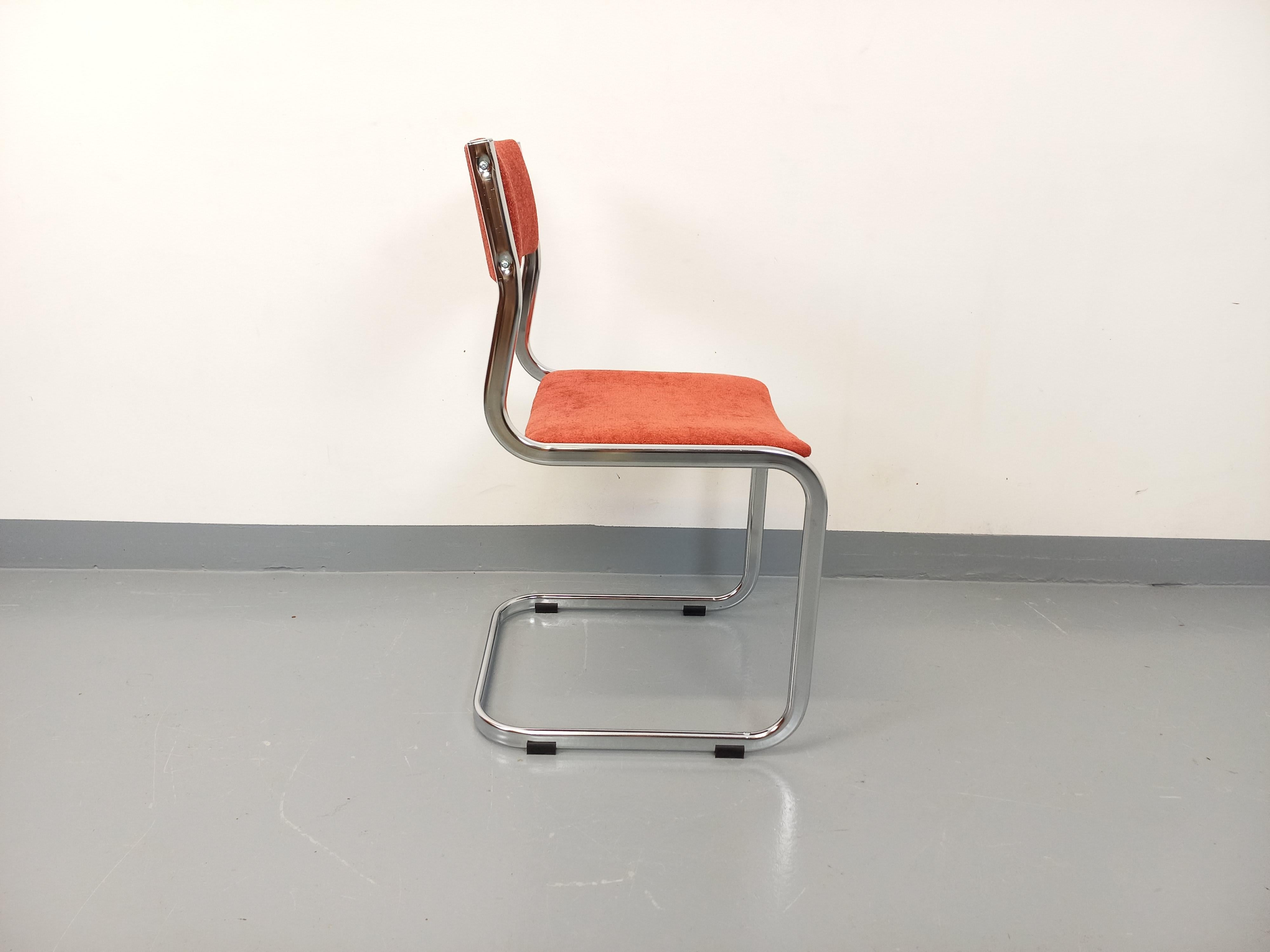 Chaise luge vintage en métal chromé et tissu des années 70 Francés en venta