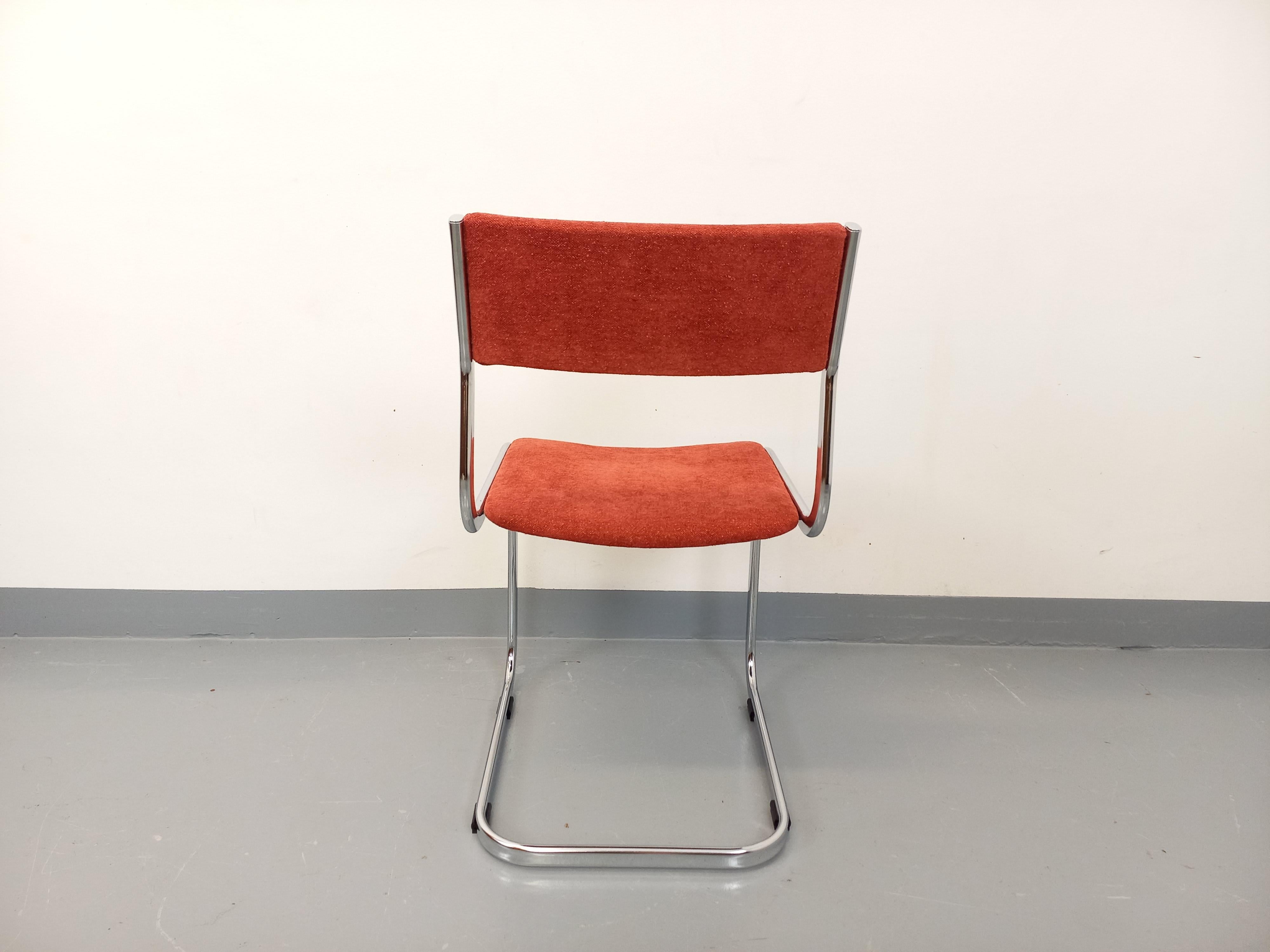 Chaise luge vintage en métal chromé et tissu des années 70 finales del siglo XX en venta