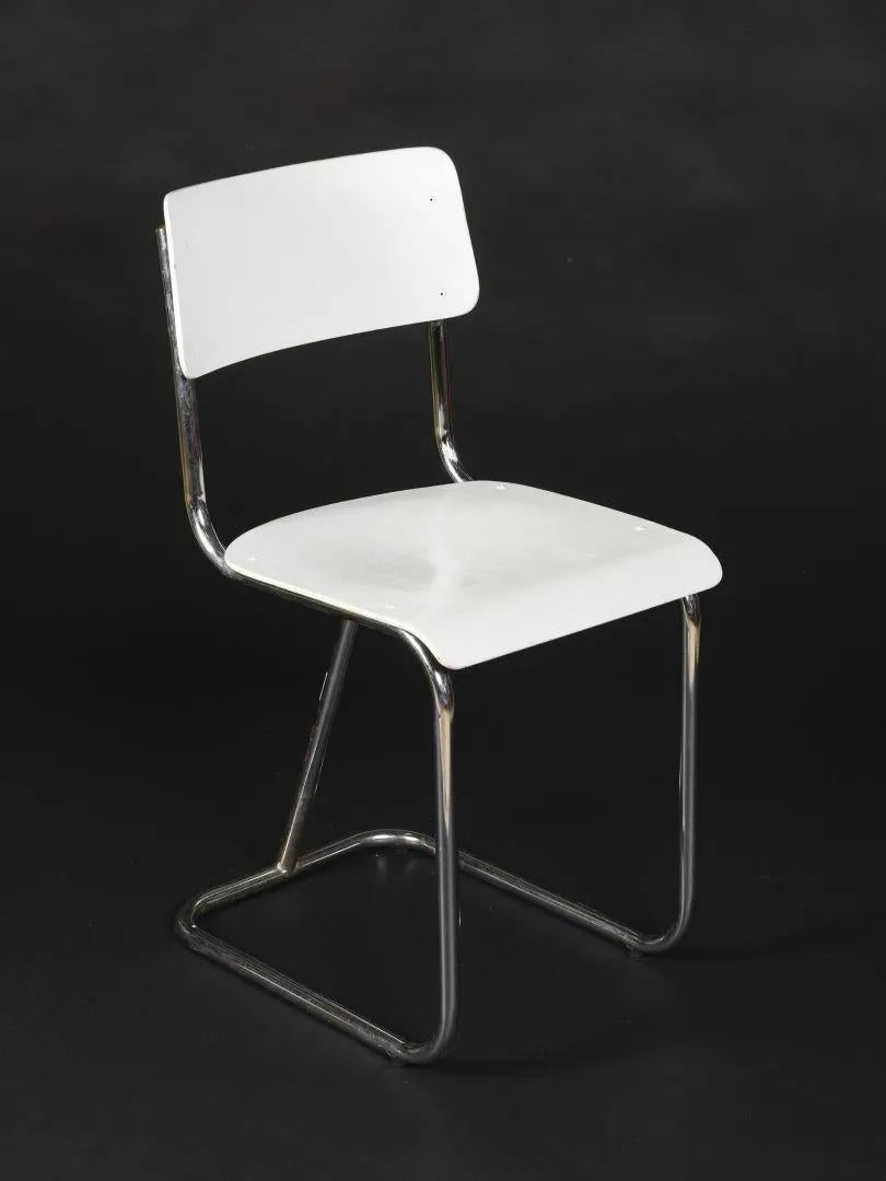 Chaiselongue Modernist Art Deco Chair aus verchromtem Metall und lackiertem Holz, um 1930 (Lackiert) im Angebot