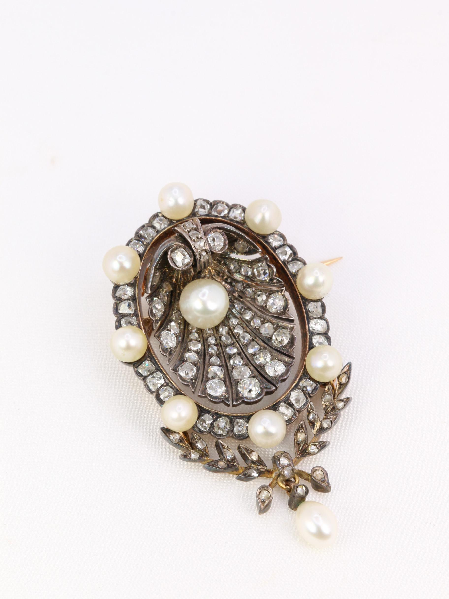 Women's CHAISE Oval pendant-brooch in gold, silver, diamonds and natural pearls
