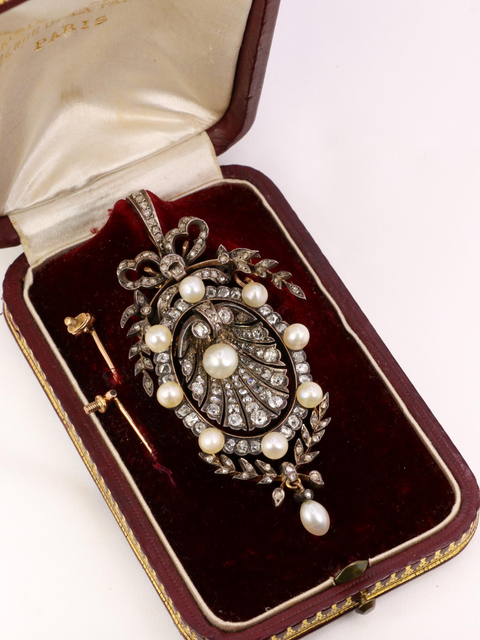 CHAISE Oval pendant-brooch in gold, silver, diamonds and natural pearls 2
