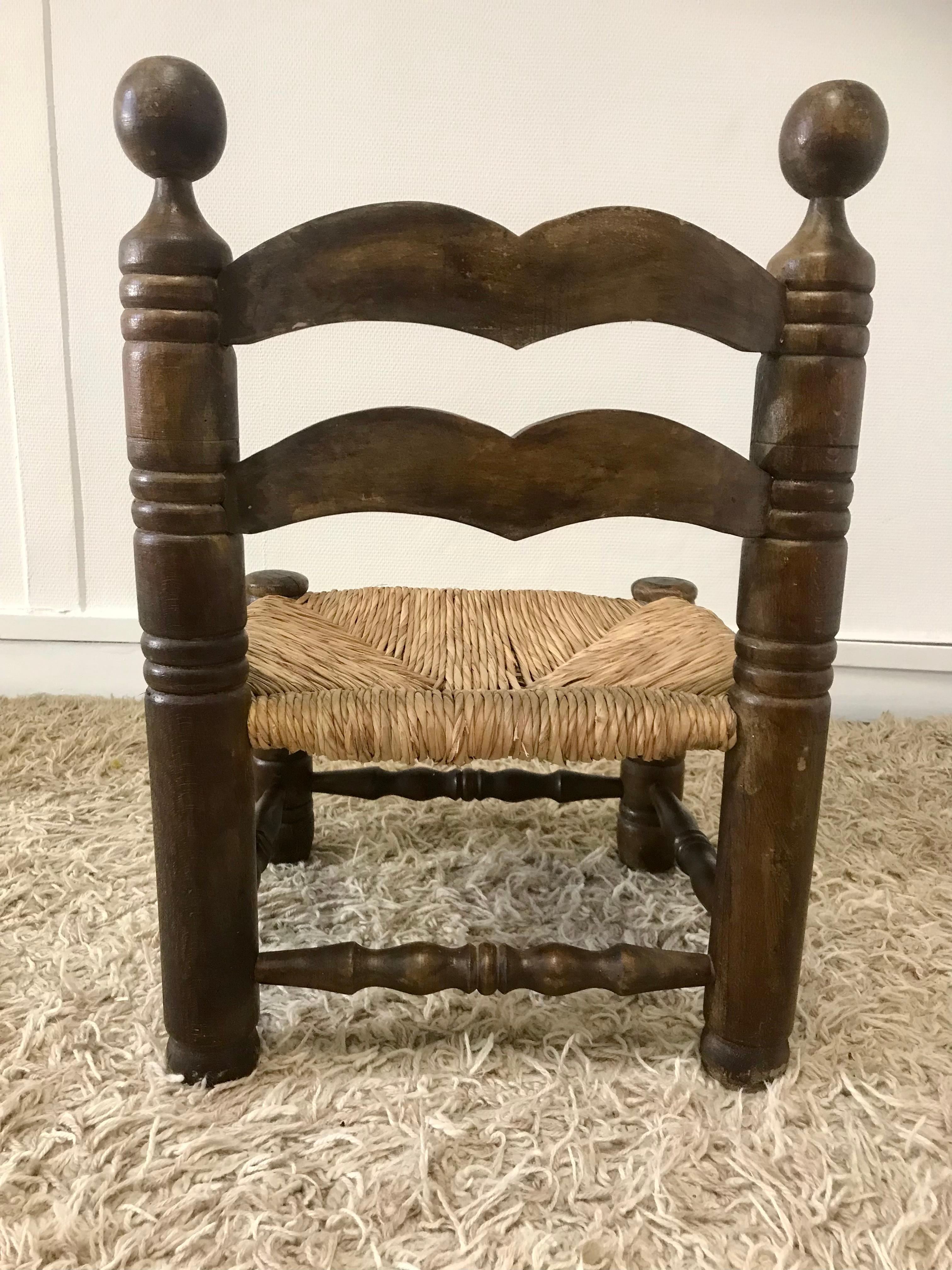 French Chaise paillée Georges Robert For Sale