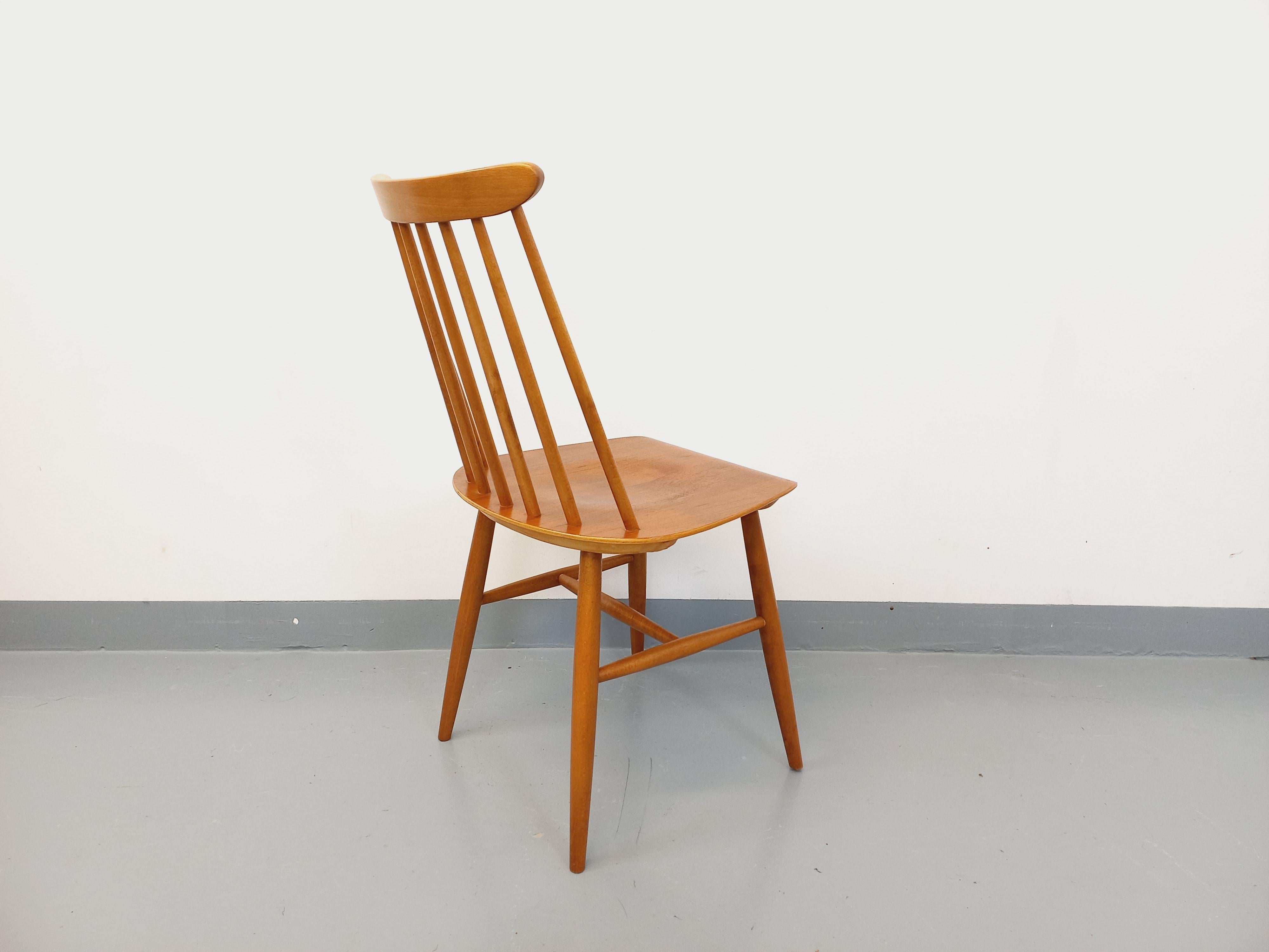 Chaise scandinave Fanett par Ilmari Tapiovaara vintage en teck et bois de hêtre Bon état à BESANÇON, FR