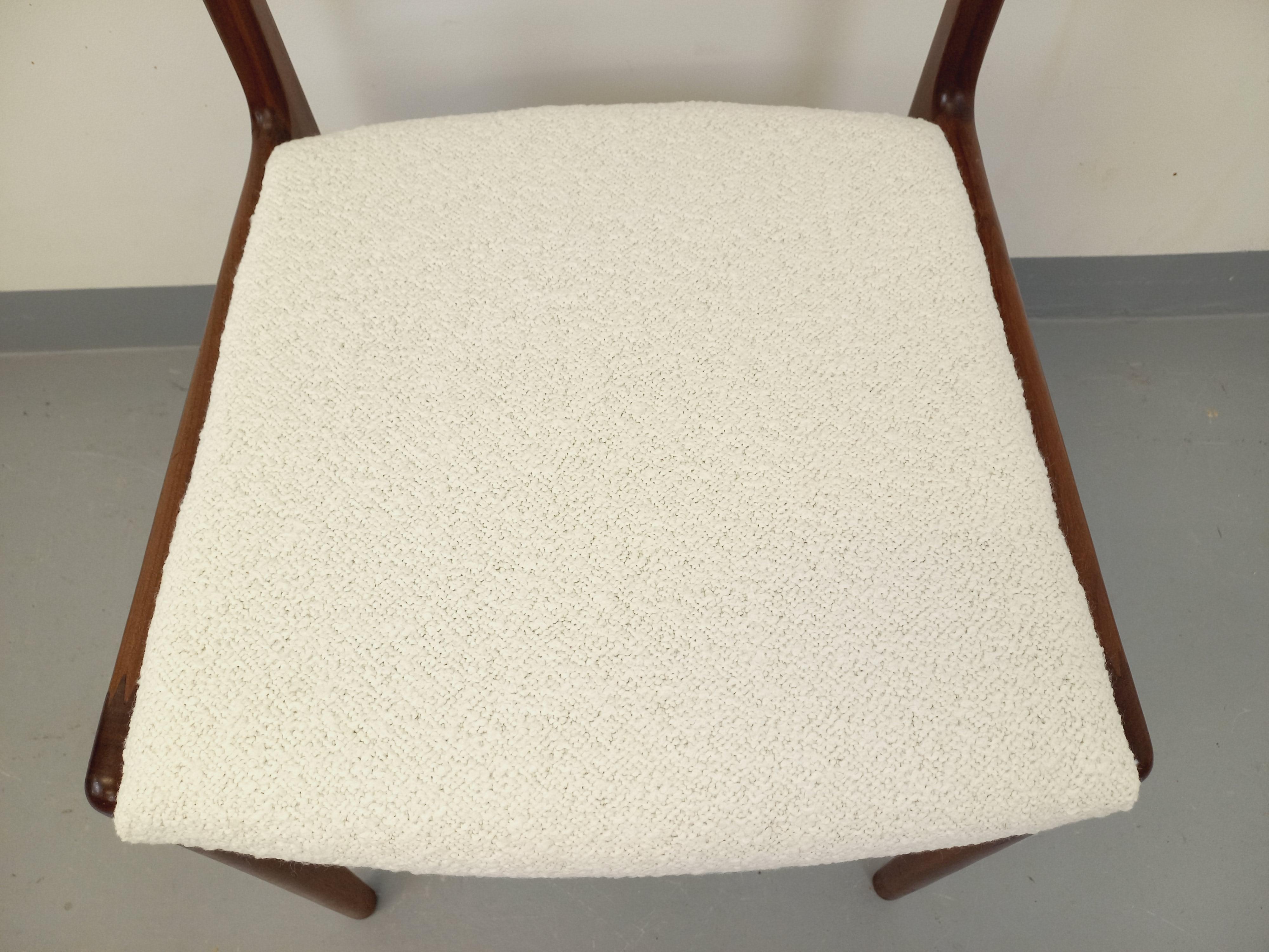 Chaise scandinave vintage en teck des années 60 For Sale 1