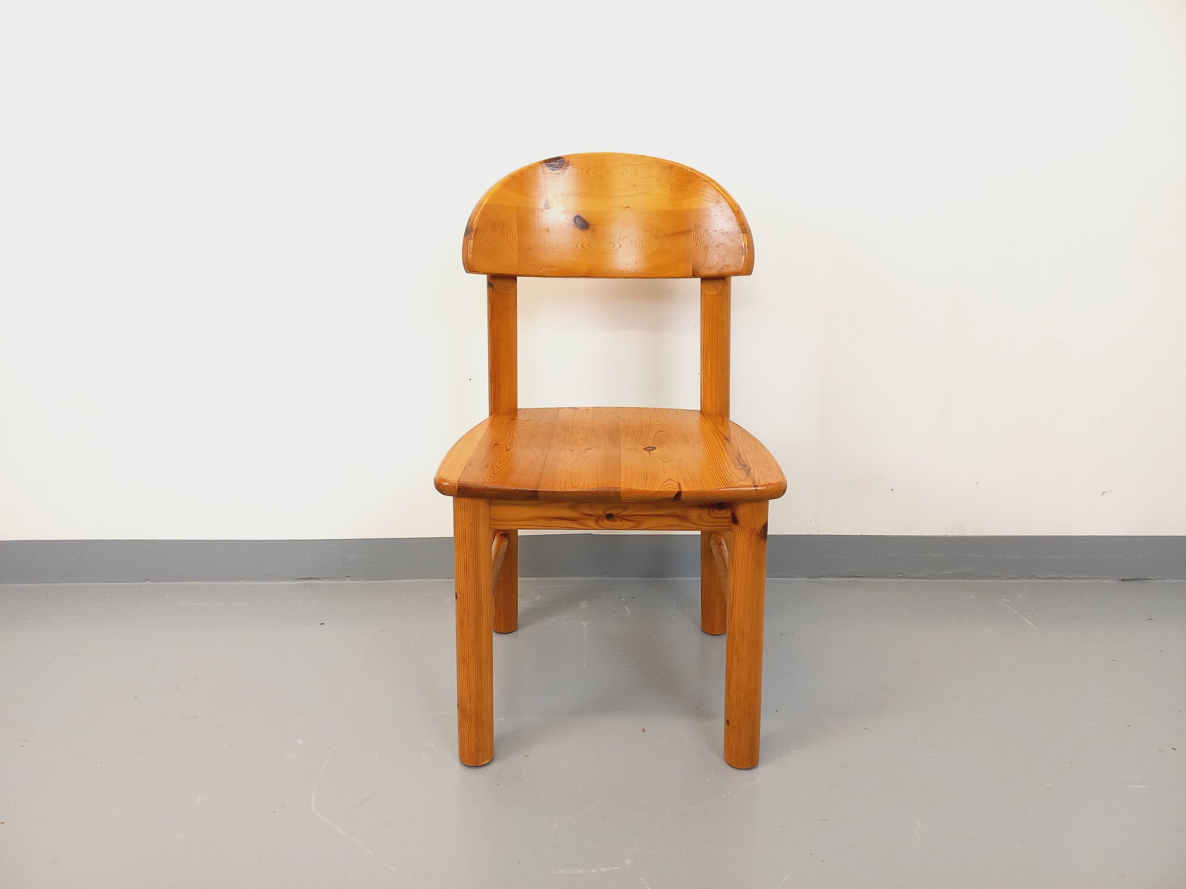 Chaise scandinave vintage Rainer Daumiller en pin des années 70 im Zustand „Gut“ im Angebot in BESANÇON, FR