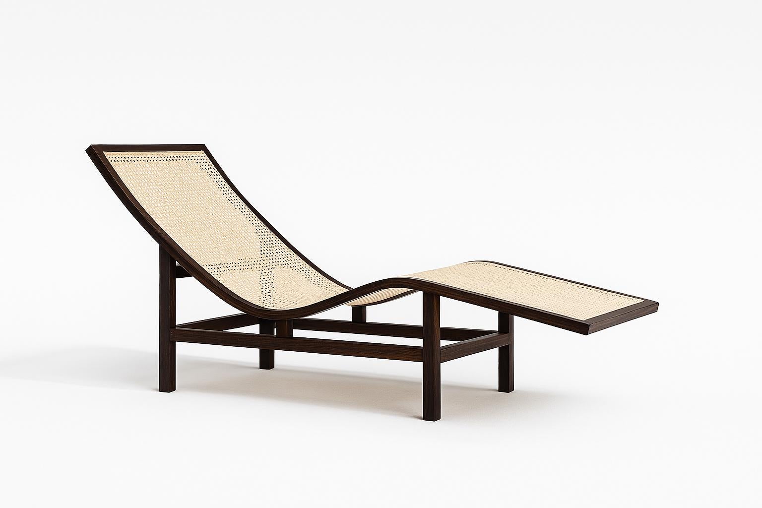Chaise Sossego in solid Brazilian wood and natural straw For Sale 11