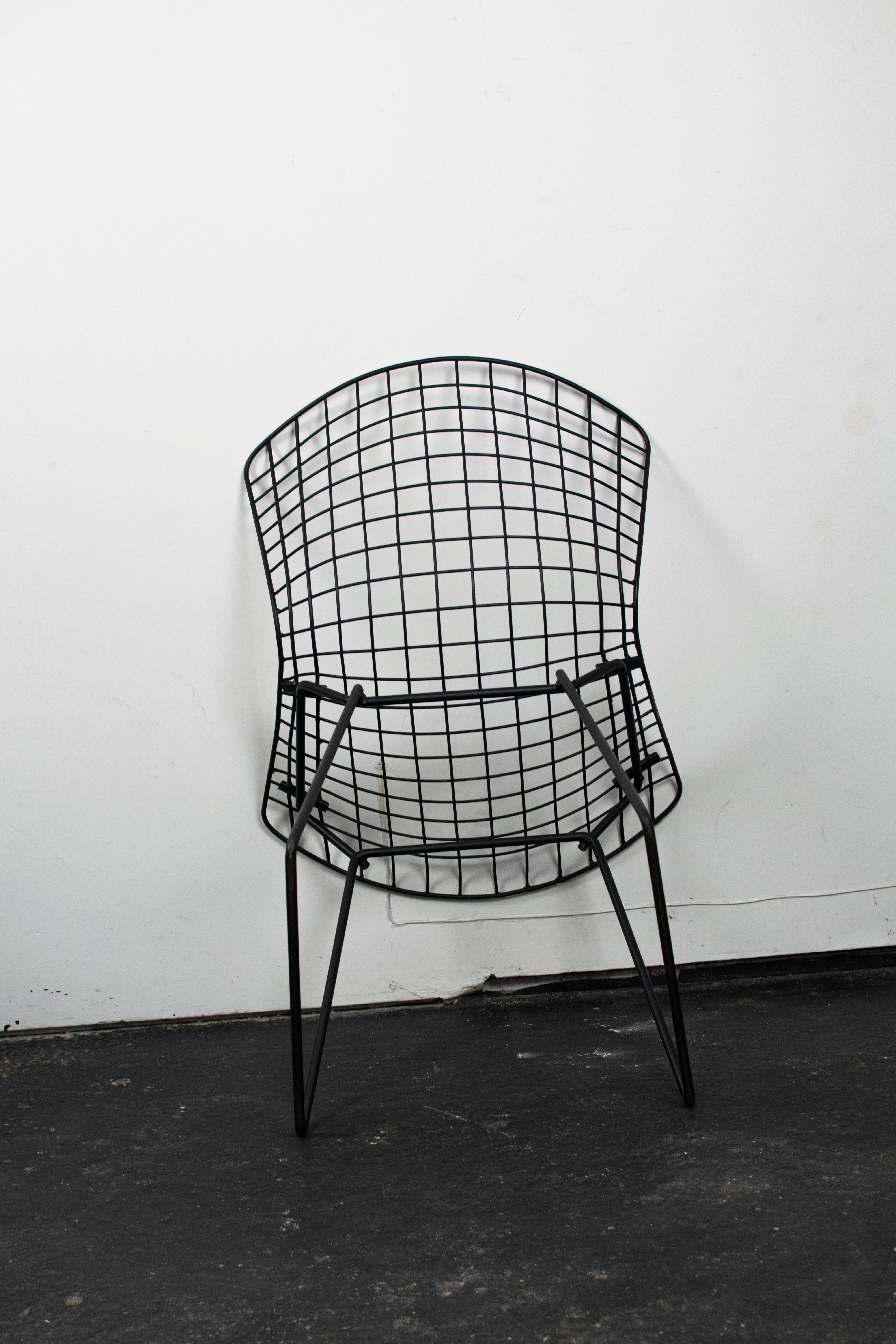 Metal Chaise Wire Par Harry Bertoia Pour Knoll For Sale