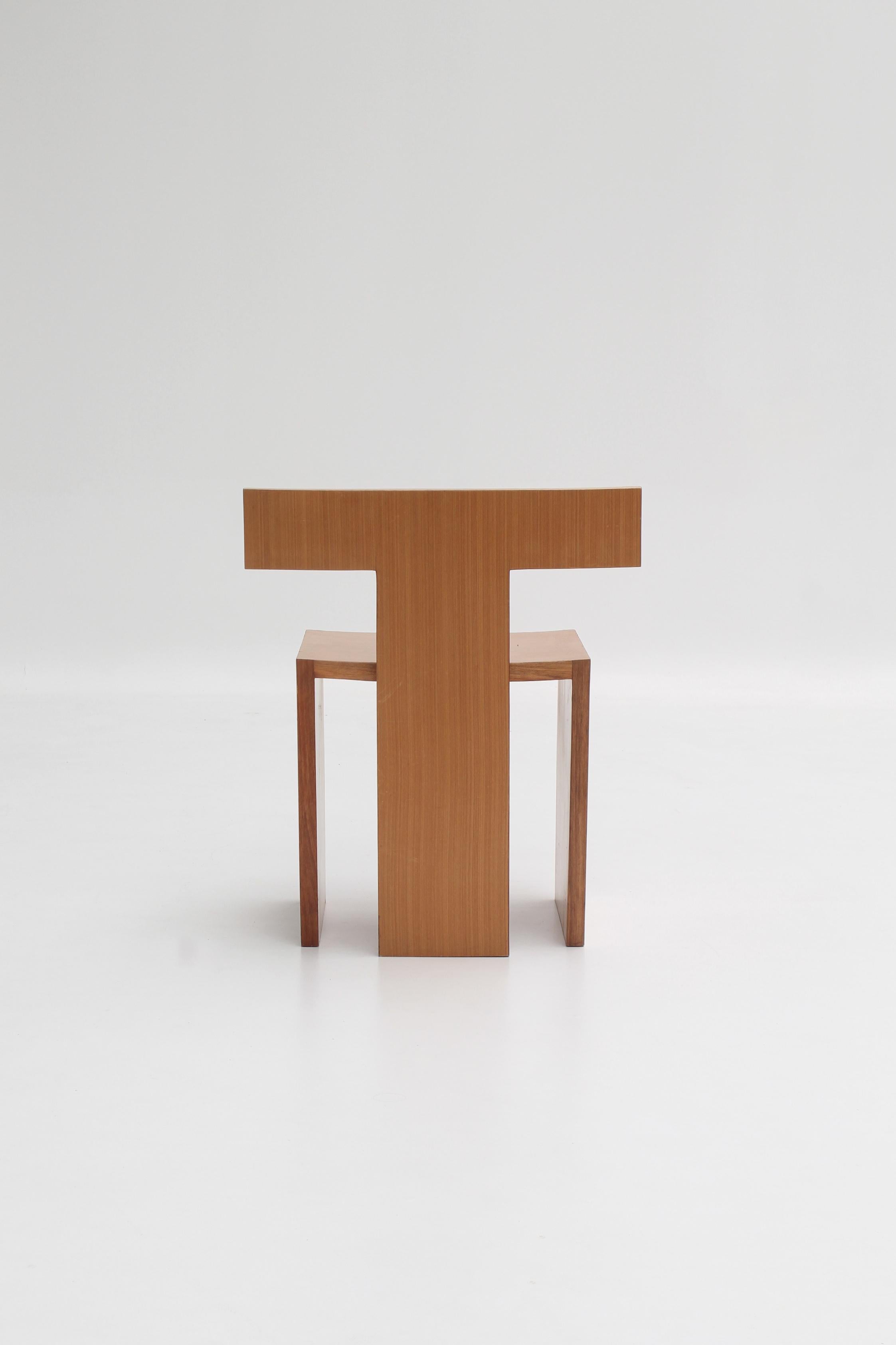Chaises d'appoint modernistes d'inspiration Donald Judd en bois blond im Angebot 3