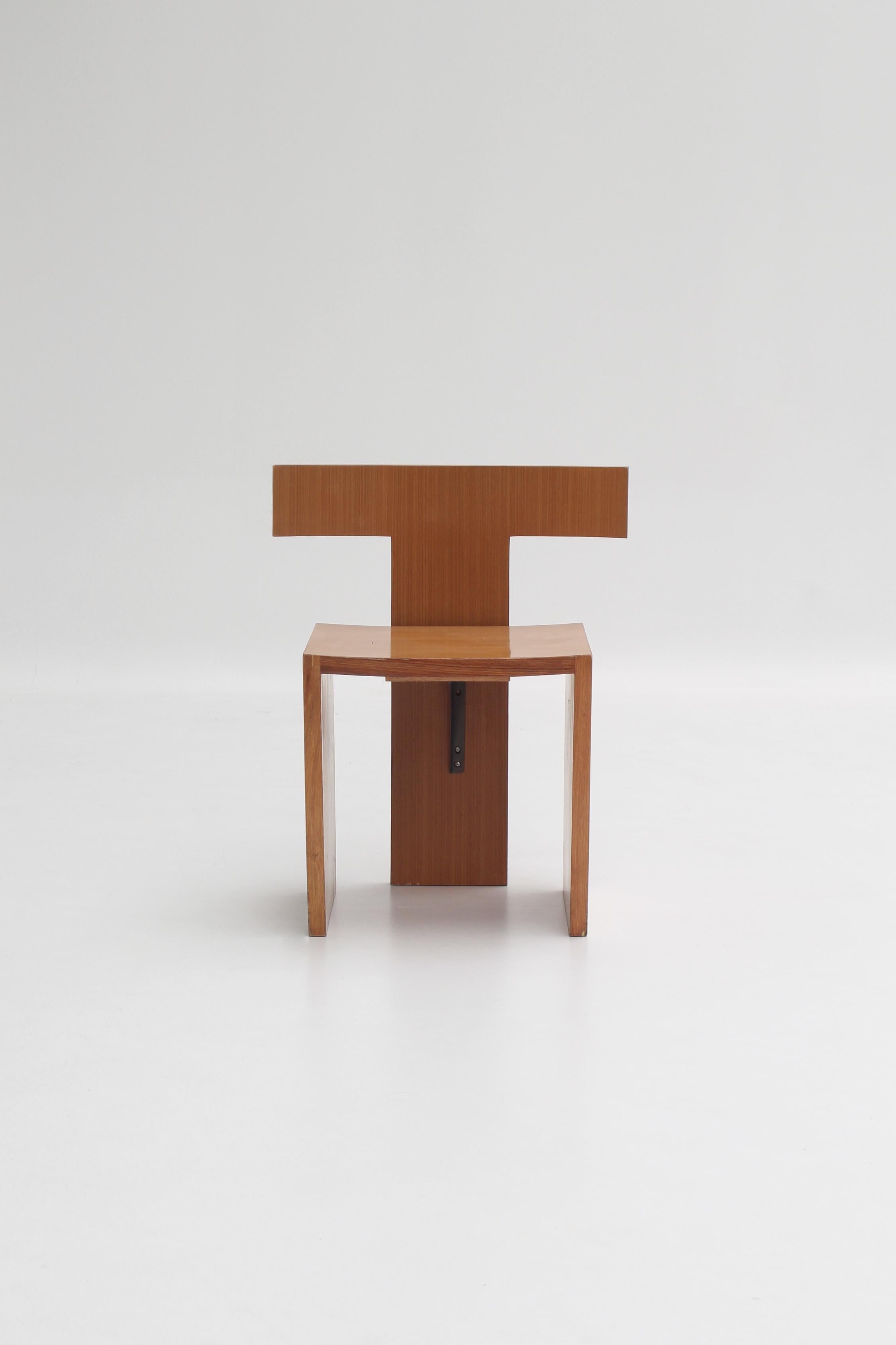 Chaises d'appoint modernistes d'inspiration Donald Judd en bois blond im Angebot 1