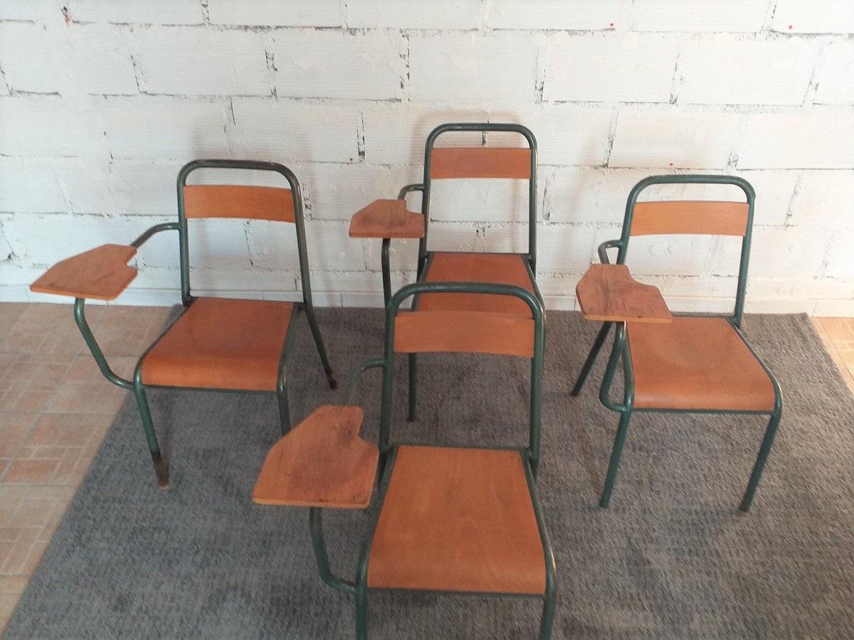 Chaises d'écolier vintage métal bois In Distressed Condition For Sale In SAINT-CLÉMENT-DE-RIVIÈRE, FR