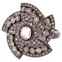 Ring mit Chakra-Diamant in Diamant gefasst in Silber und Gold