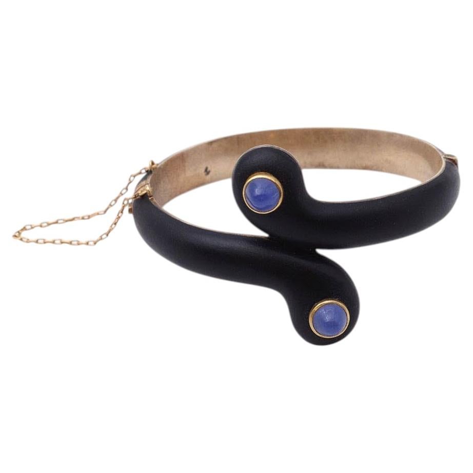 Chalcedony black enamel bangle bracelet in 14 karat gold