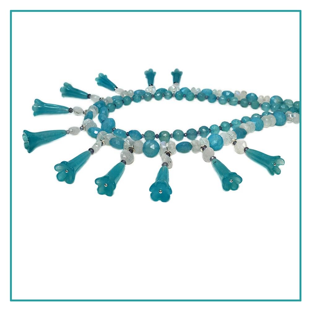 Collar Fusión Egipcia Campana Azul Calcedonia en Nuevo estado para la venta en Atlanta, GA