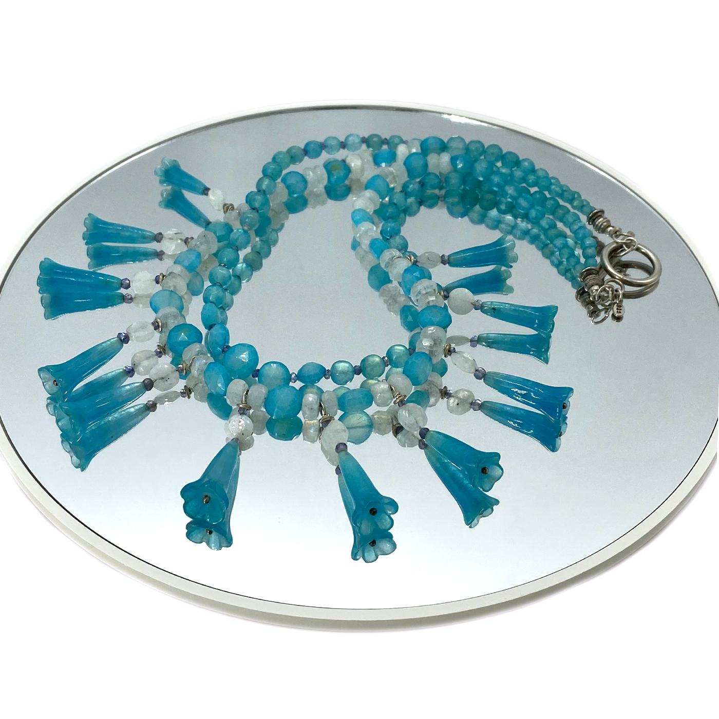 Collar Fusión Egipcia Campana Azul Calcedonia en venta 1