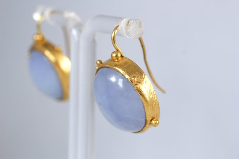 Oval Cut Chalcedony Cabochons 22 Karat Gold Drop Earrings, Handmade Modern Jewelry For Sale