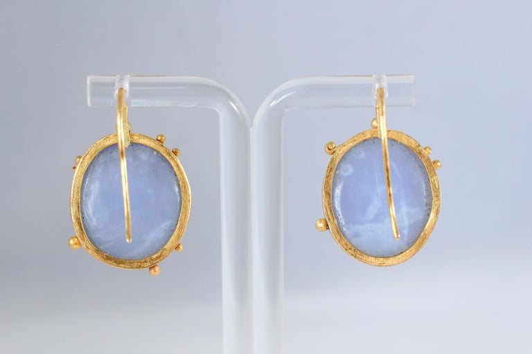 Chalcedony Cabochons 22 Karat Gold Drop Earrings, Handmade Modern Jewelry In New Condition For Sale In New York, NY