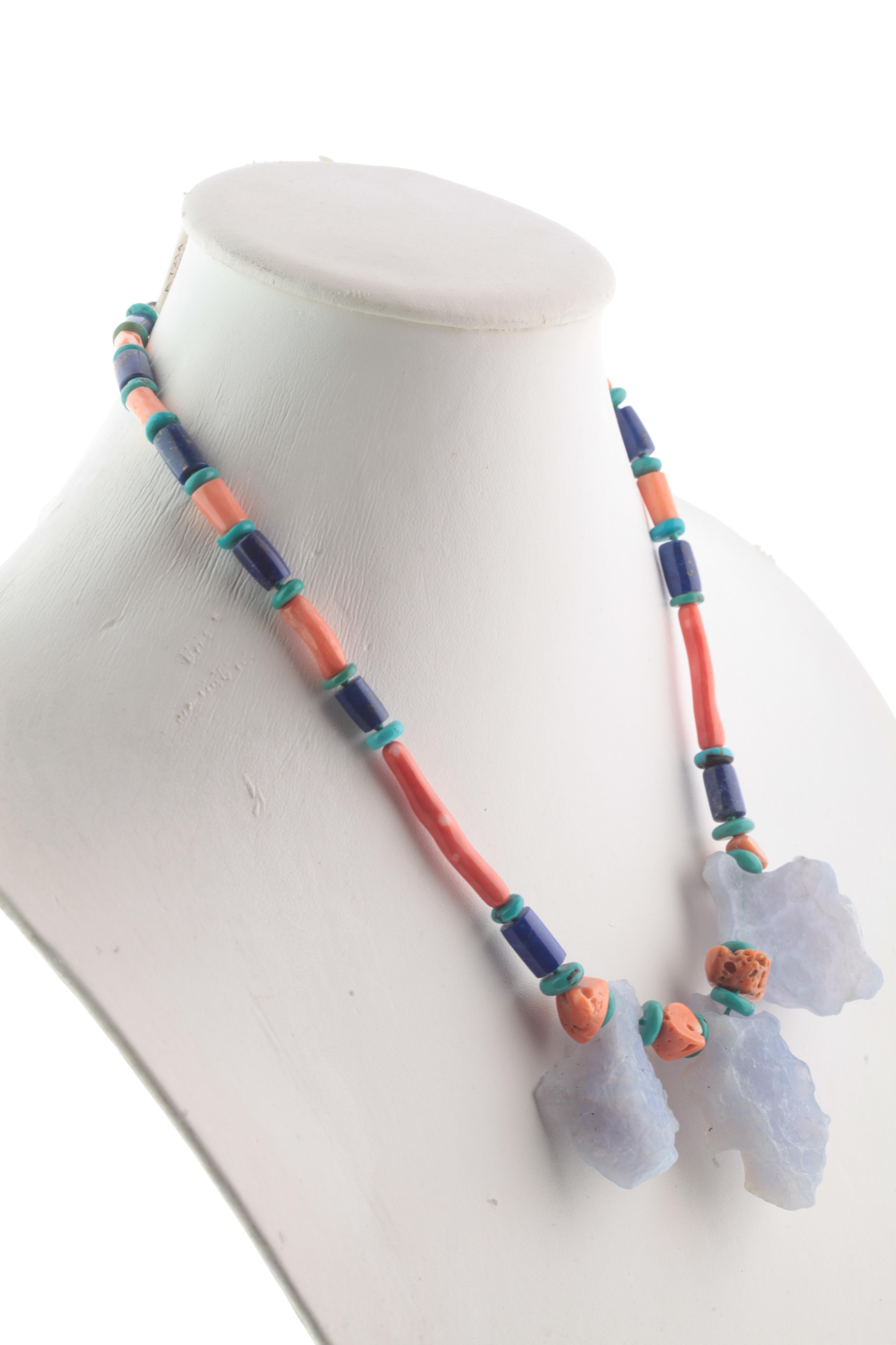 Chalcedony Coral Lapis Lazuli Turquoise Assymetric Summer Silver Beaded Necklace In New Condition For Sale In Milano, IT