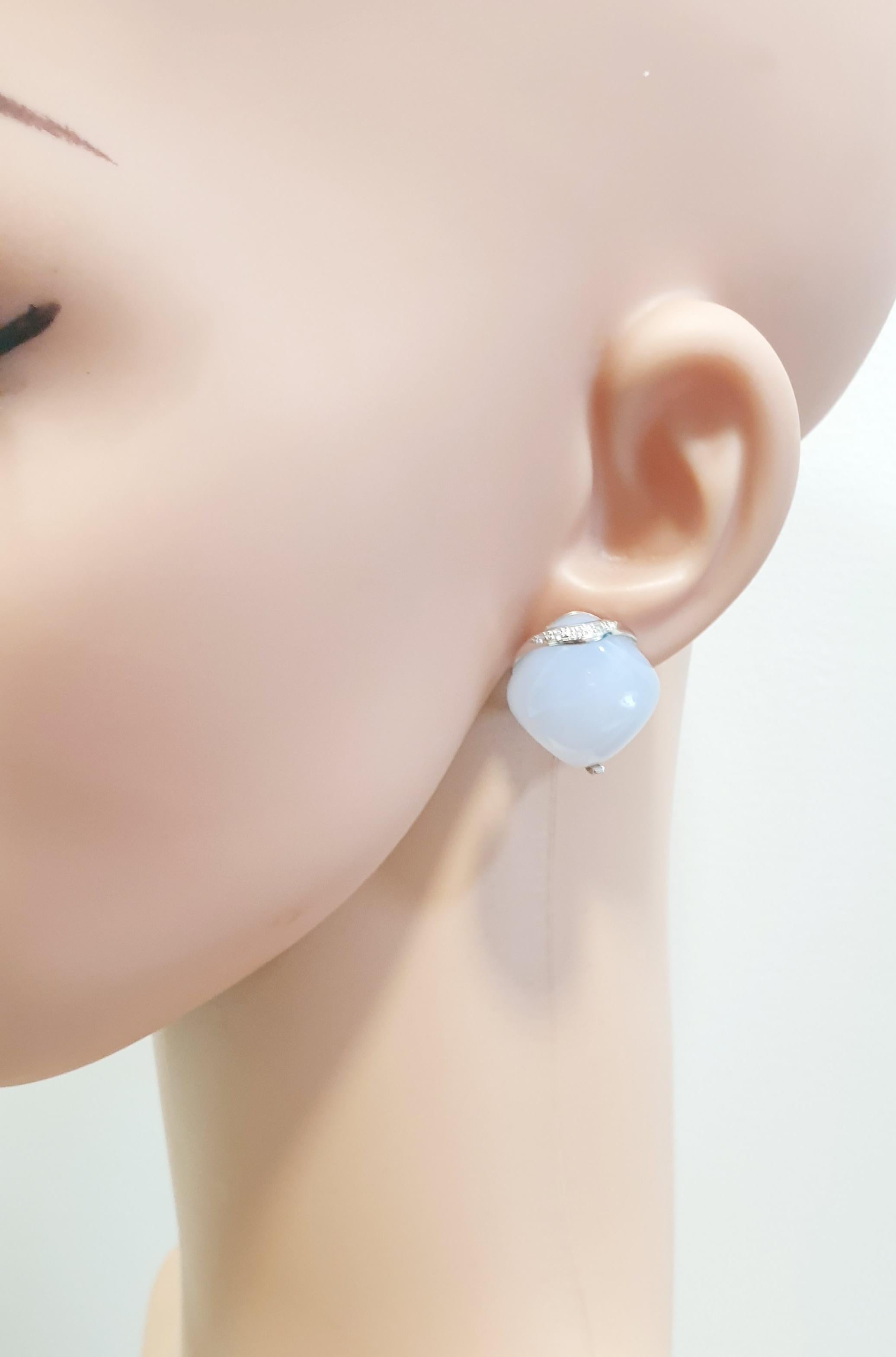 Chalcedony Earrings in 18 Karat White Gold and diamonds with omega closure For Sale 1