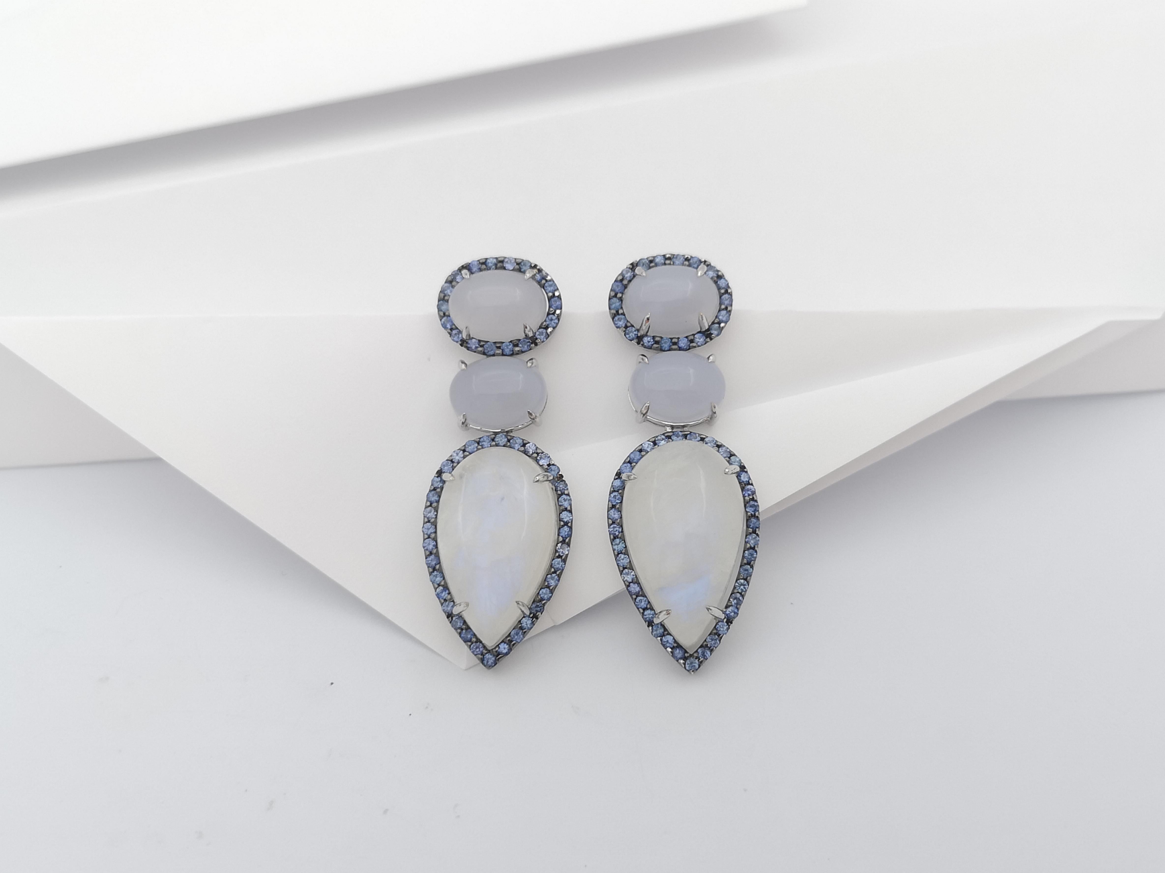 Chalcedony, Moonstone and Blue Sapphire Earrings set in Silver Settings In New Condition For Sale In Dusit, 10